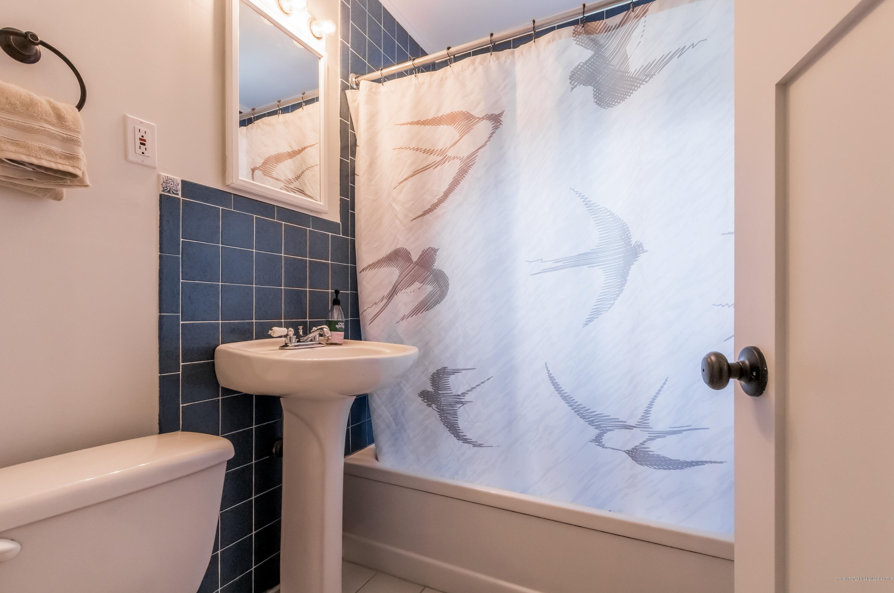 62 Longfellow Dr, Portland ME 04107-2231 exterior