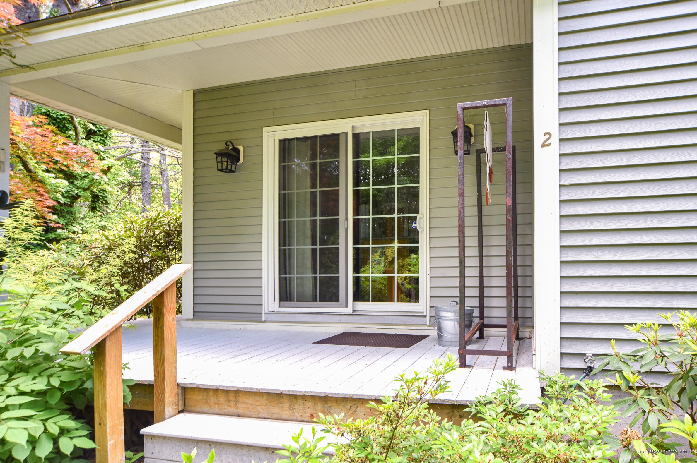 2 Falling Pines Ln, Readfield ME  04355-3588 exterior