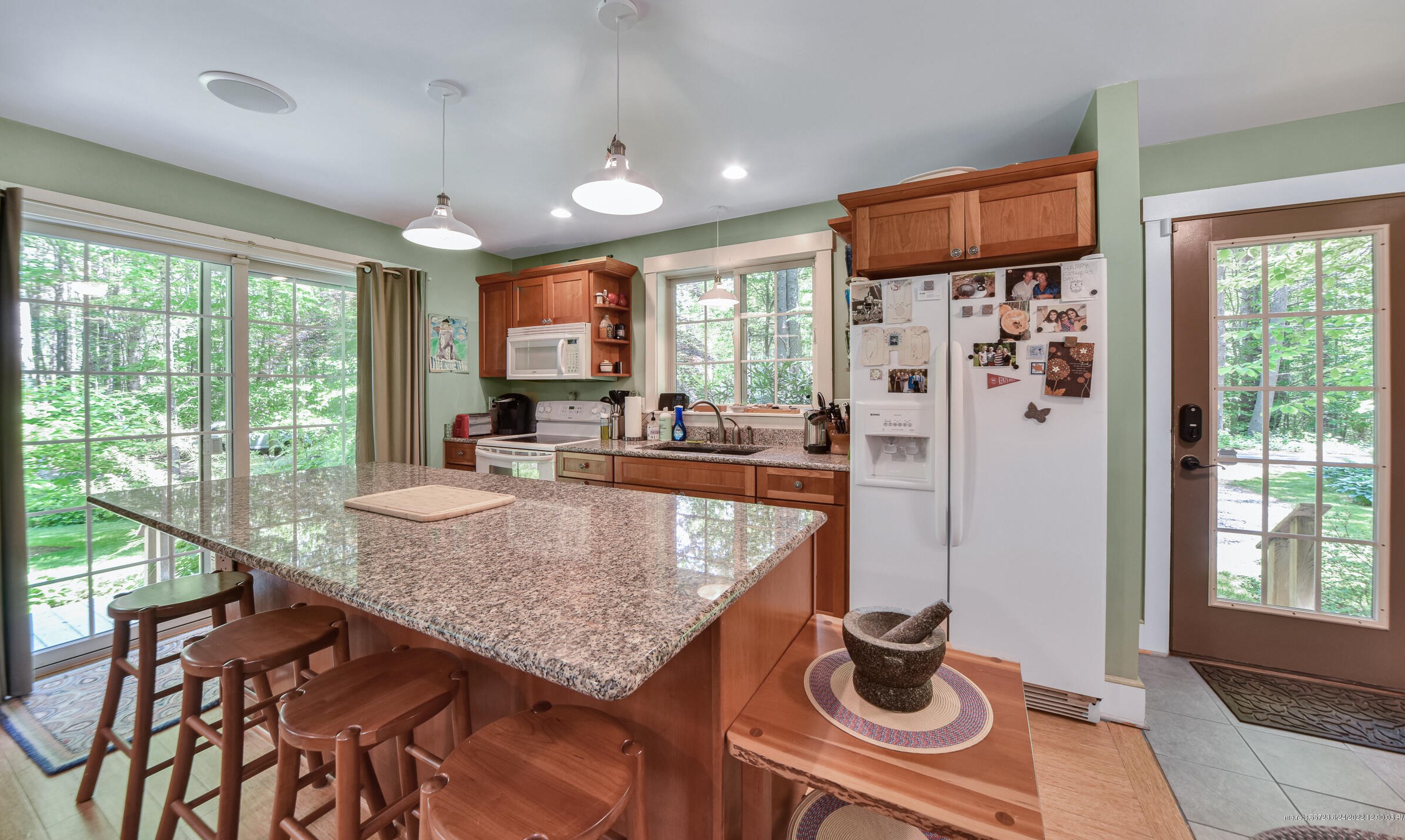 2 Falling Pines Ln, Readfield ME  04355-3588 exterior