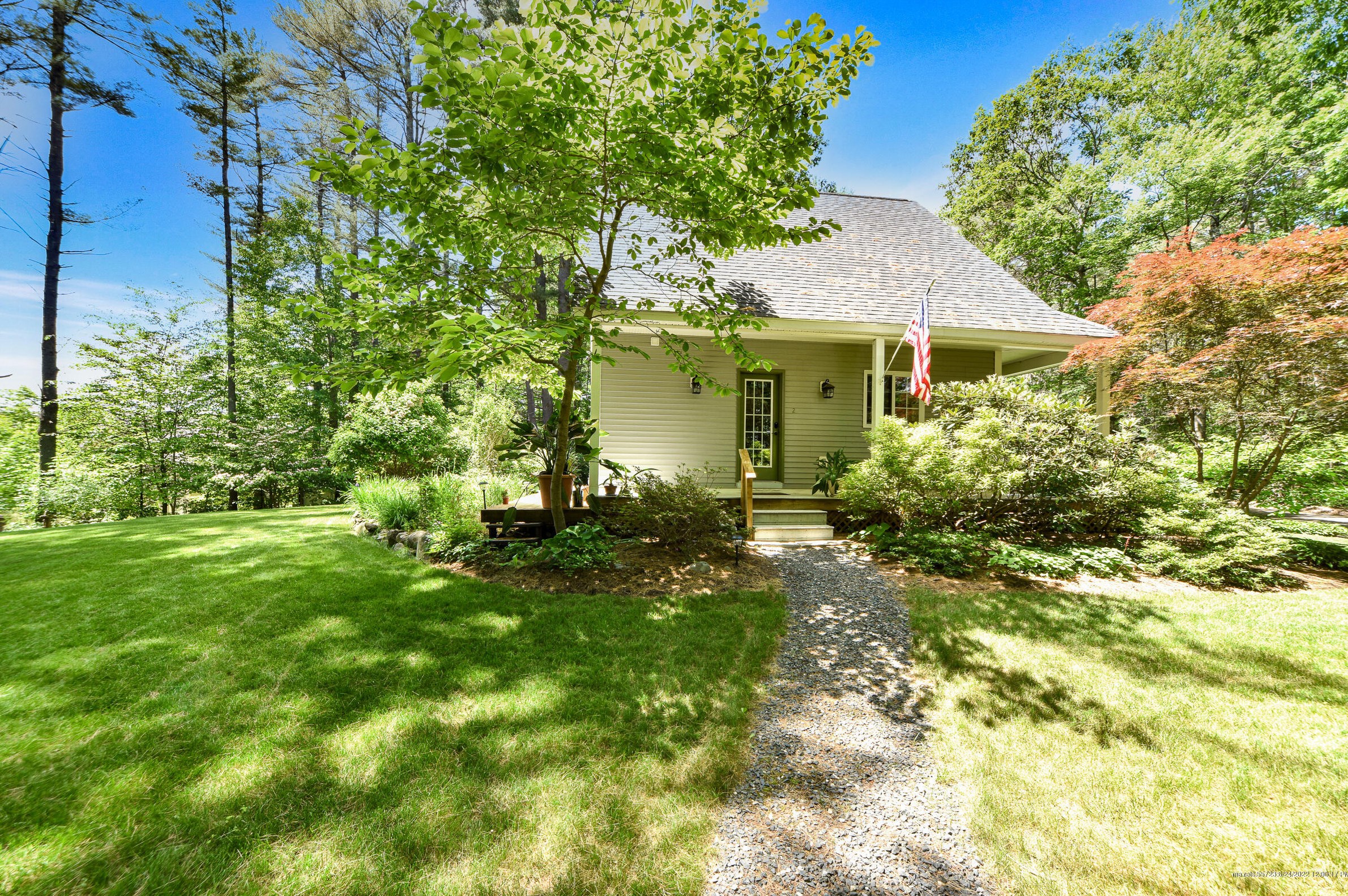 2 Falling Pines Ln, Readfield ME  04355-3588 exterior