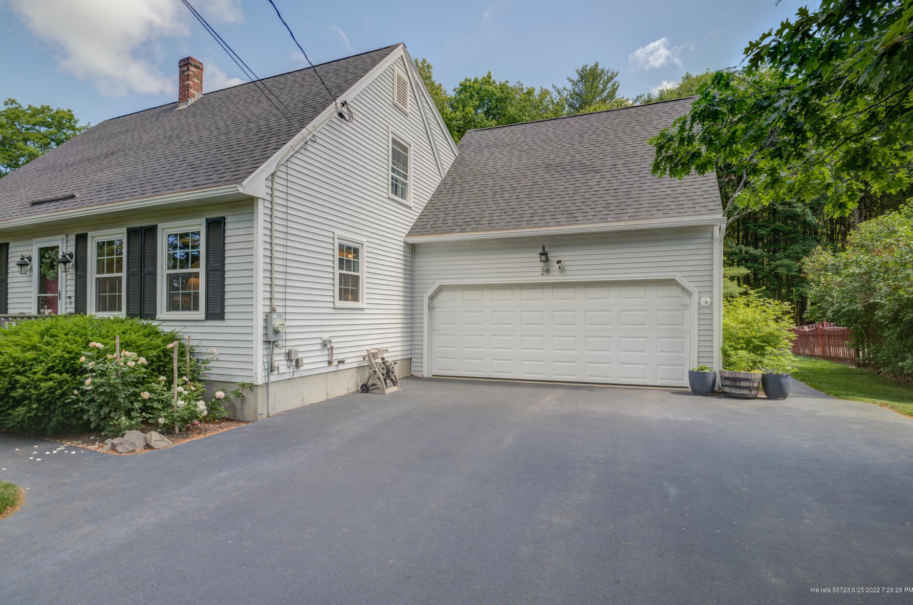 28 Rosewood Dr, Saco ME  04072-3164 exterior