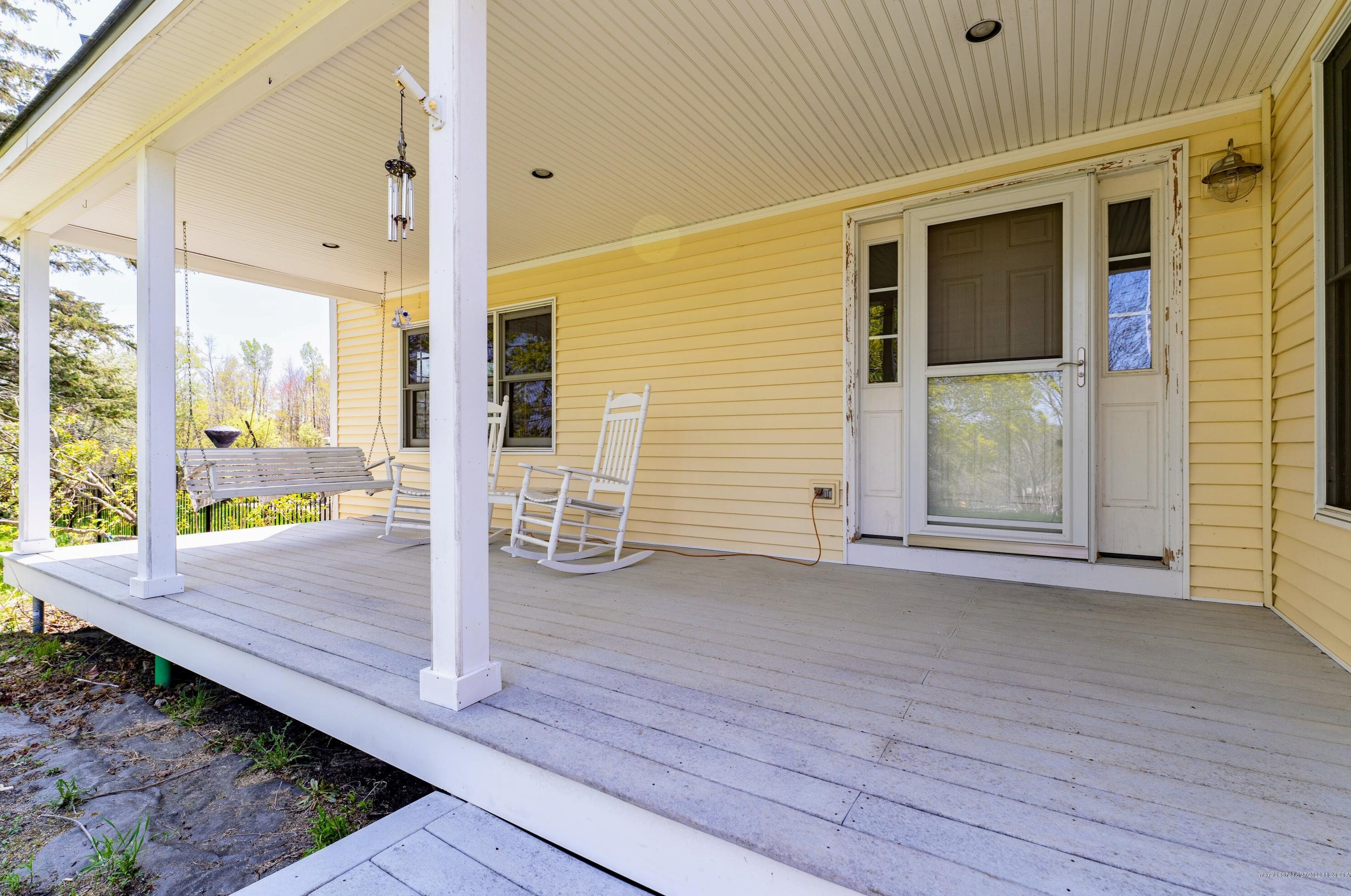 1512 Main St, Readfield ME  04355-4107 exterior