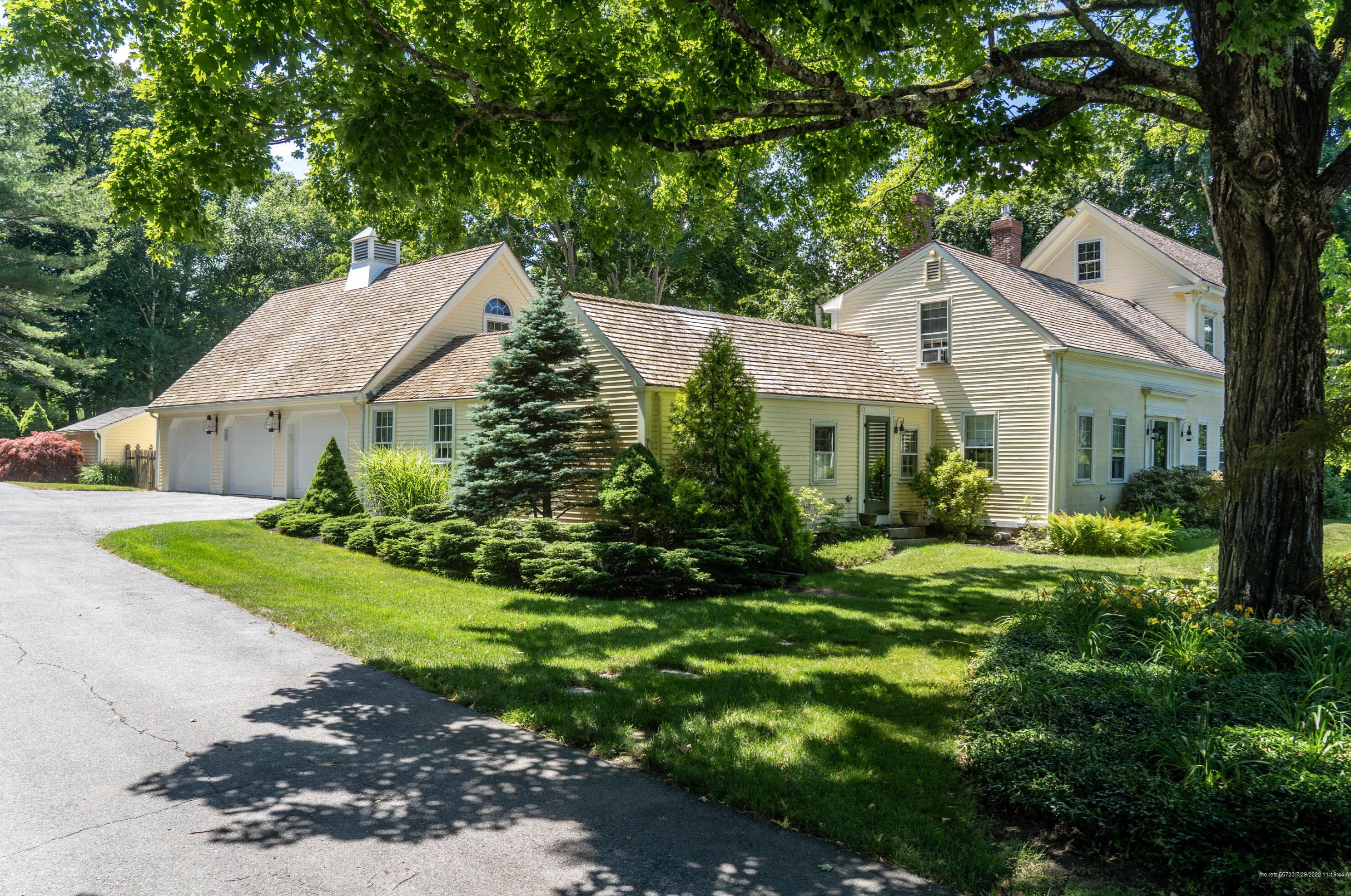 70 Foreside Rd, Portland ME  04105-1721 exterior