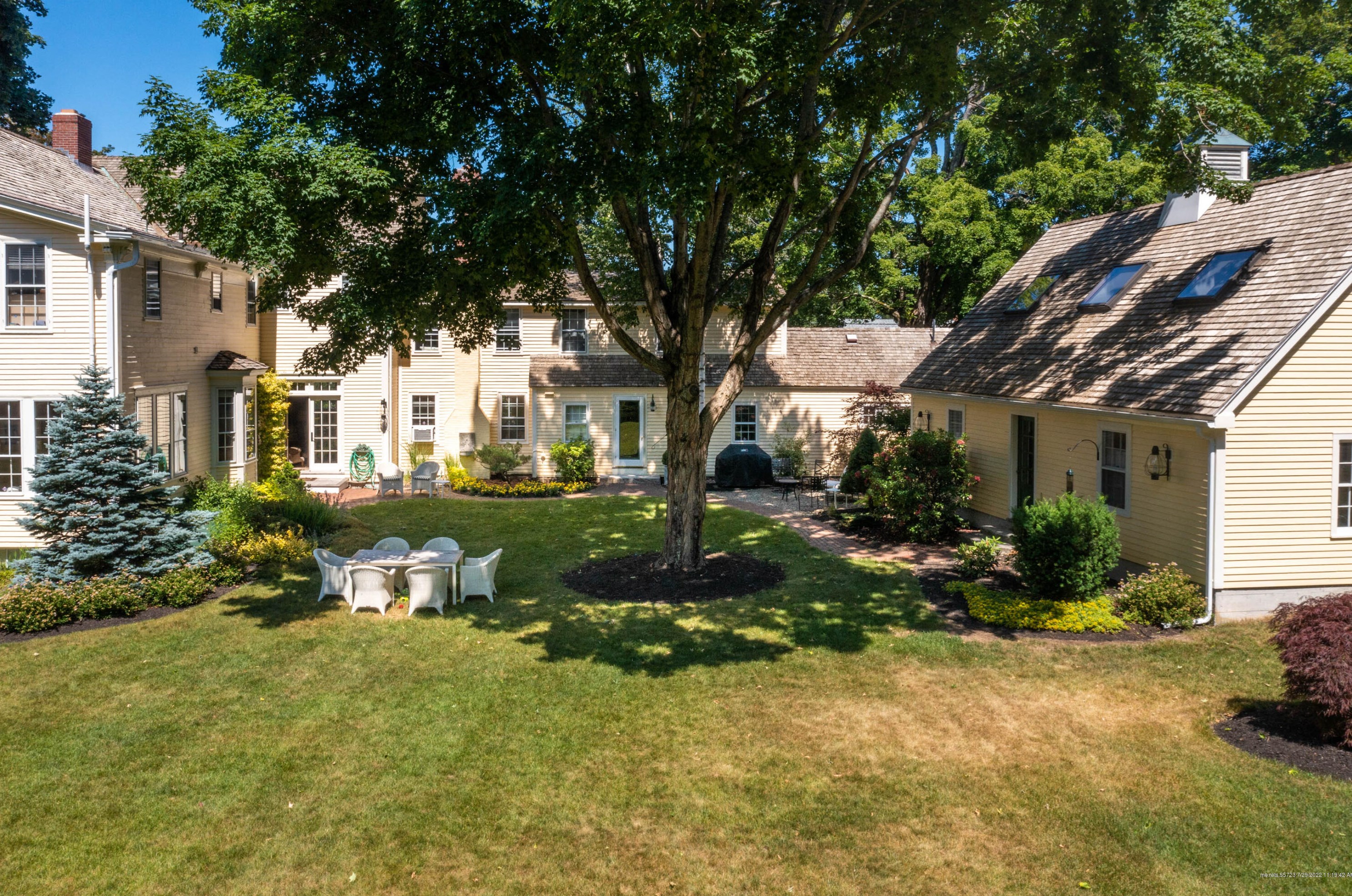 70 Foreside Rd, Portland ME  04105-1721 exterior