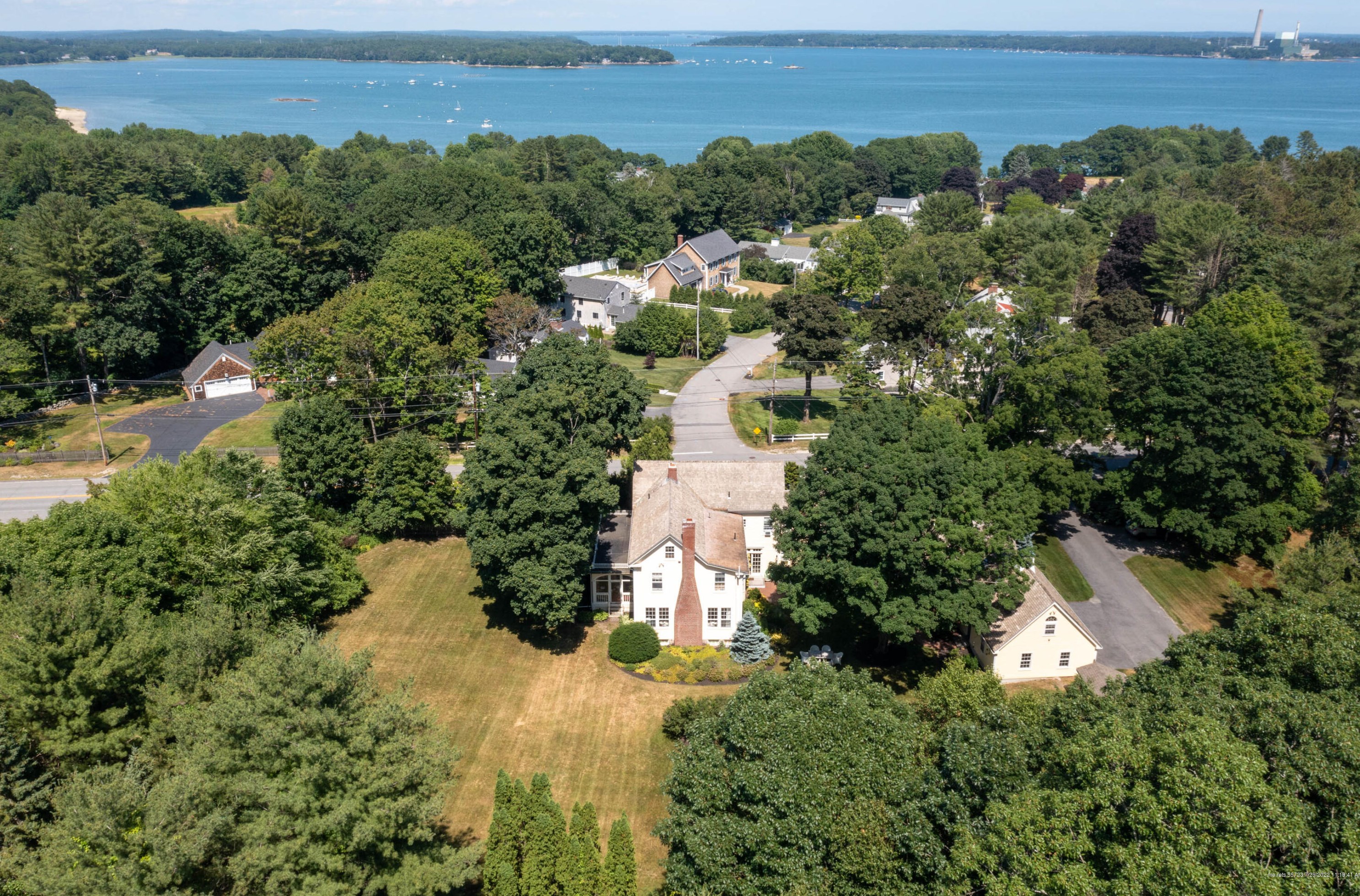 70 Foreside Rd, Portland ME  04105-1721 exterior