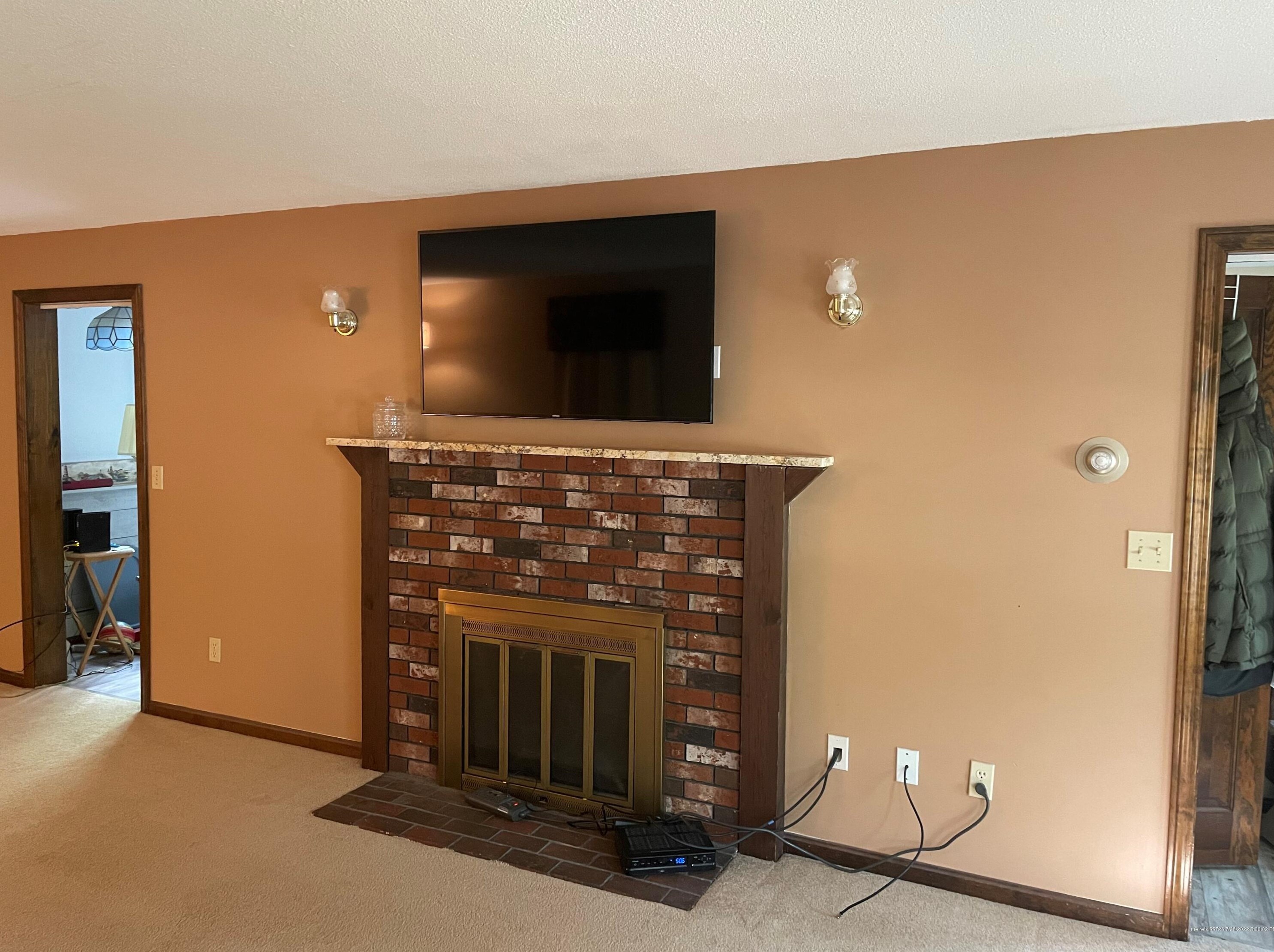 2 Summit Rd, Windham ME 04062-4725 exterior