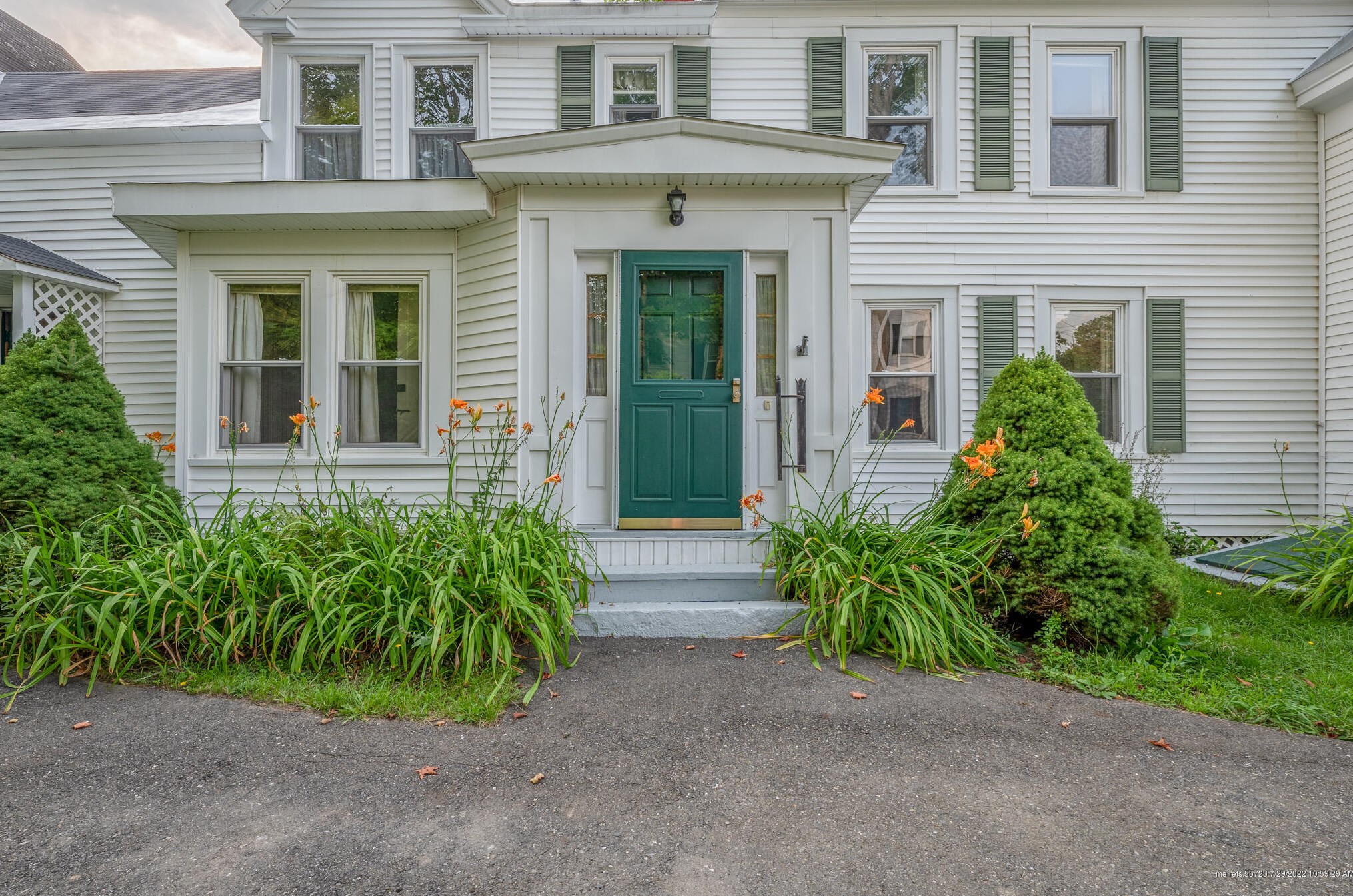 876 Main St, Sebec ME  04426-1029 exterior