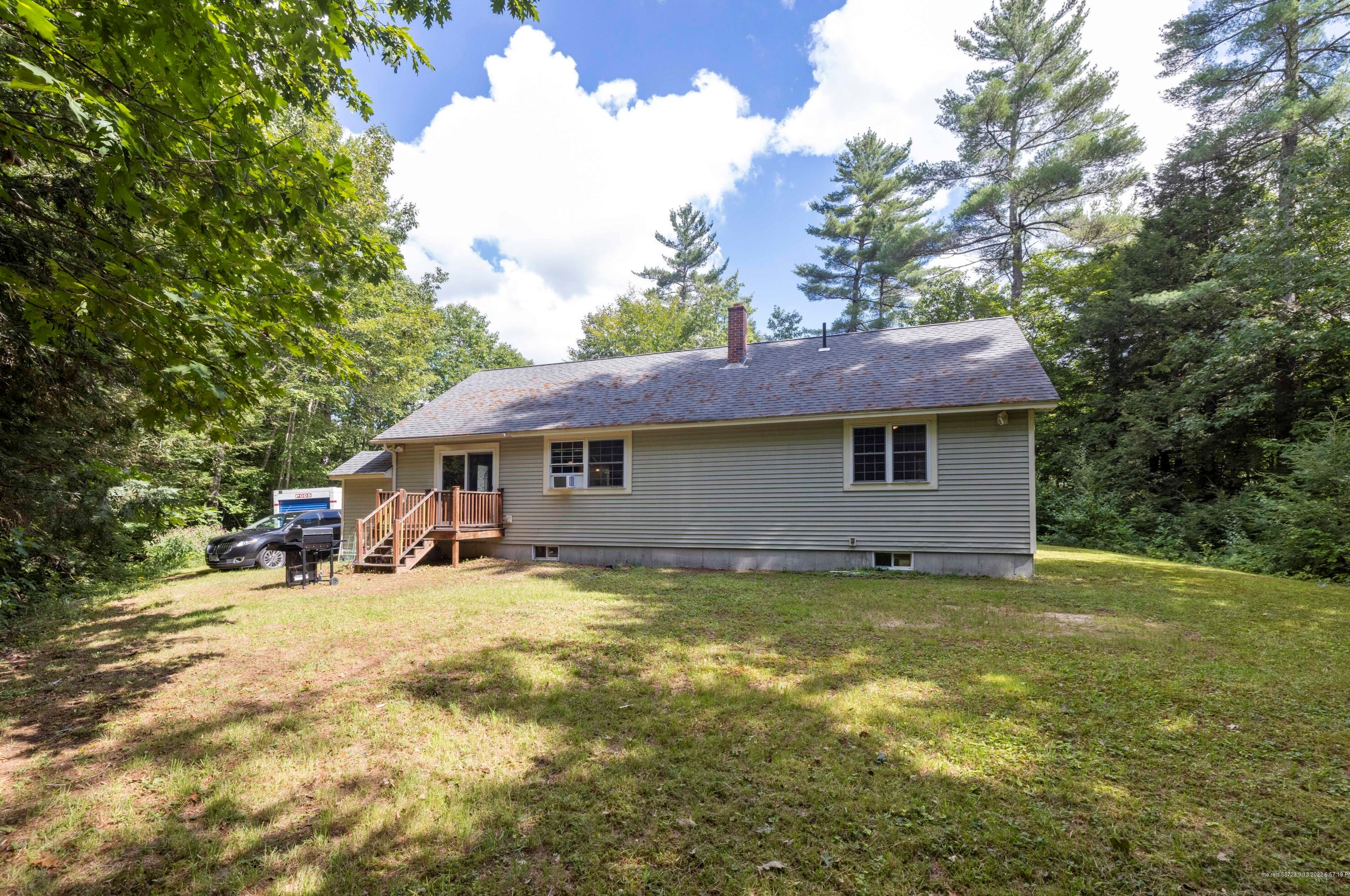 5 Hamilton Way, Limerick ME 04048-3834 exterior