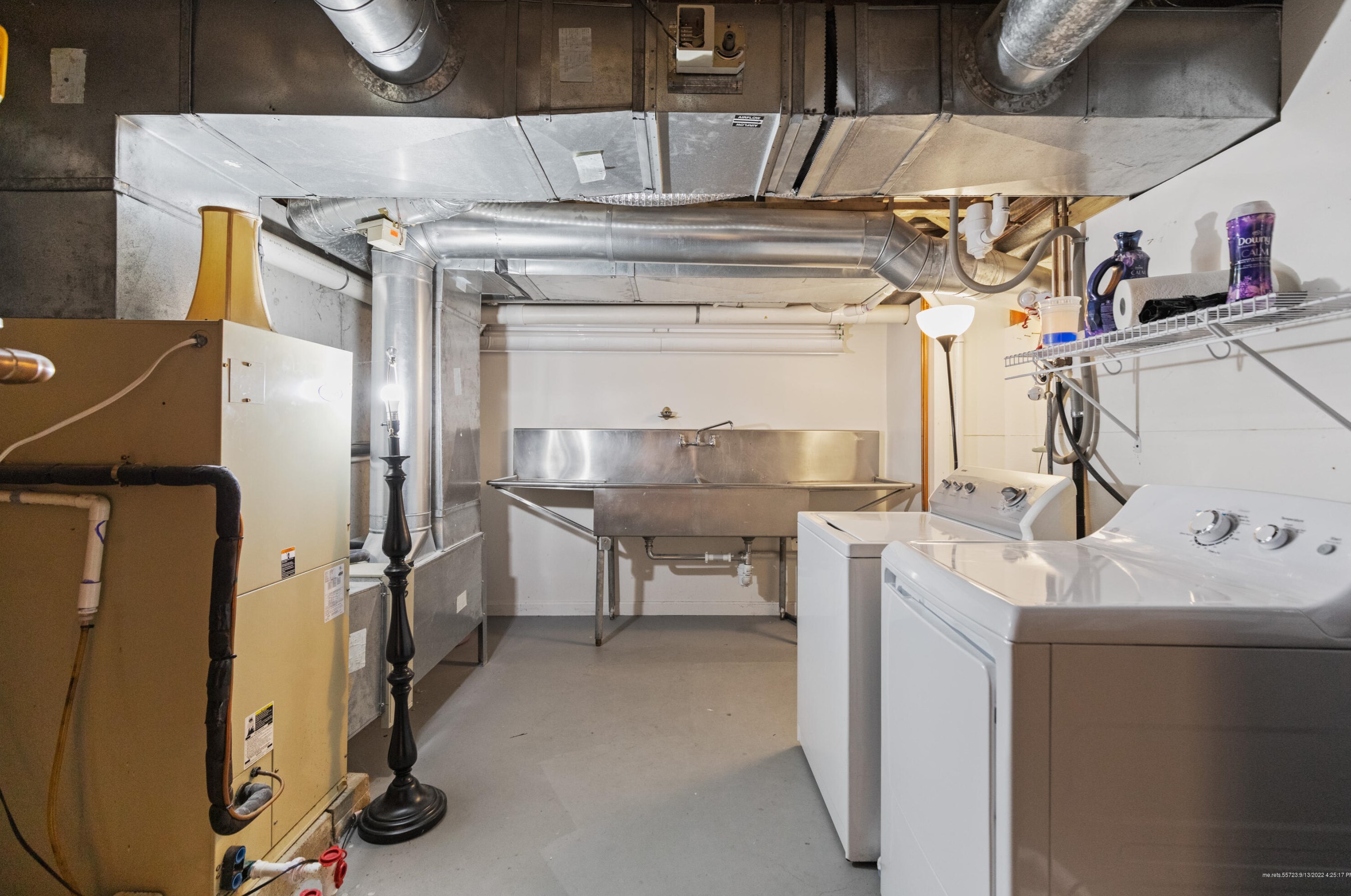 7 Carol Dr, Windham ME 04062-3325 exterior