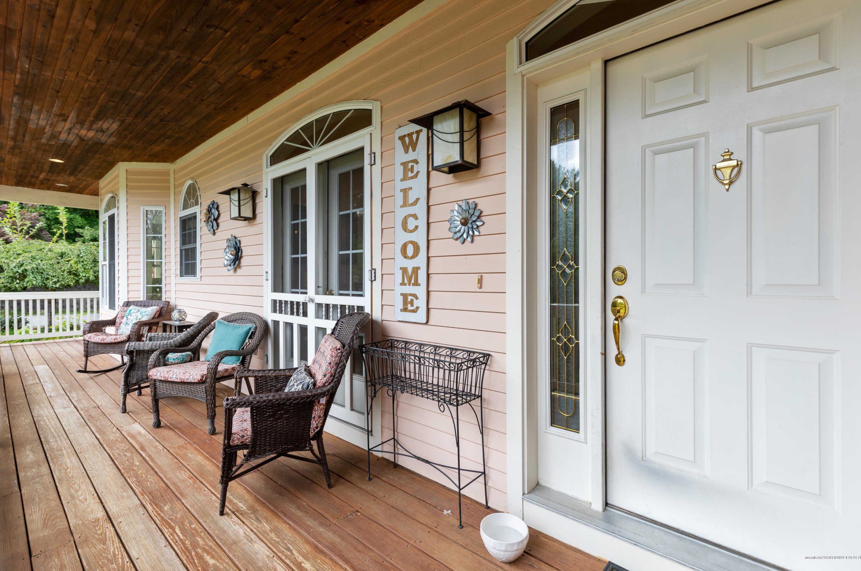 7 Carol Dr, Windham ME 04062-3325 exterior