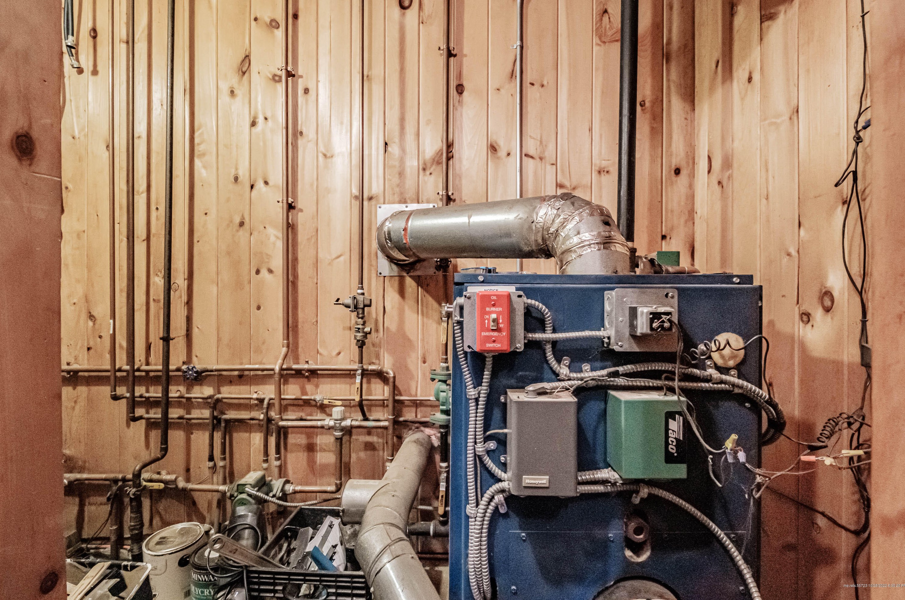 548 Main St, Andover ME  04216-6429 exterior