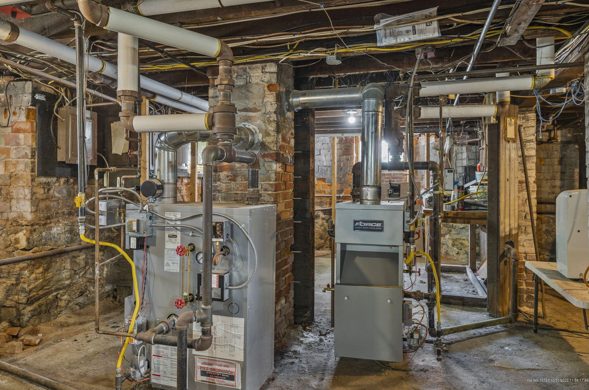 39 Roberts St, Portland ME 04102-2016 exterior