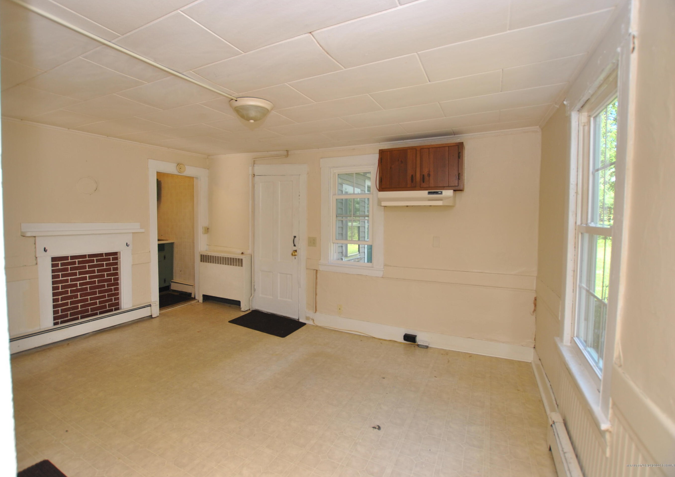 36 School St, Limerick ME 04048-3900 exterior