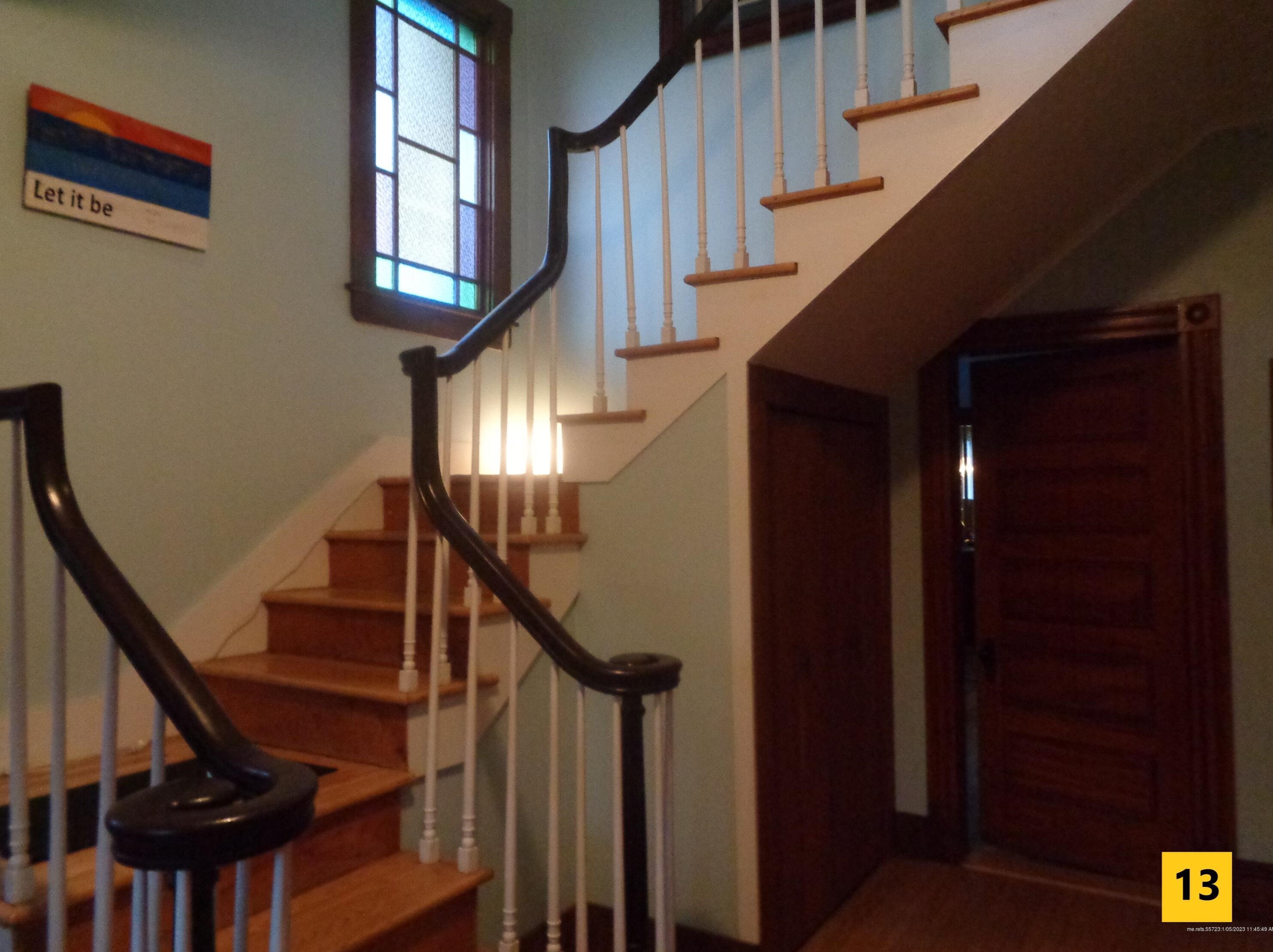 47 Railroad St, Clinton ME  04927-3208 exterior