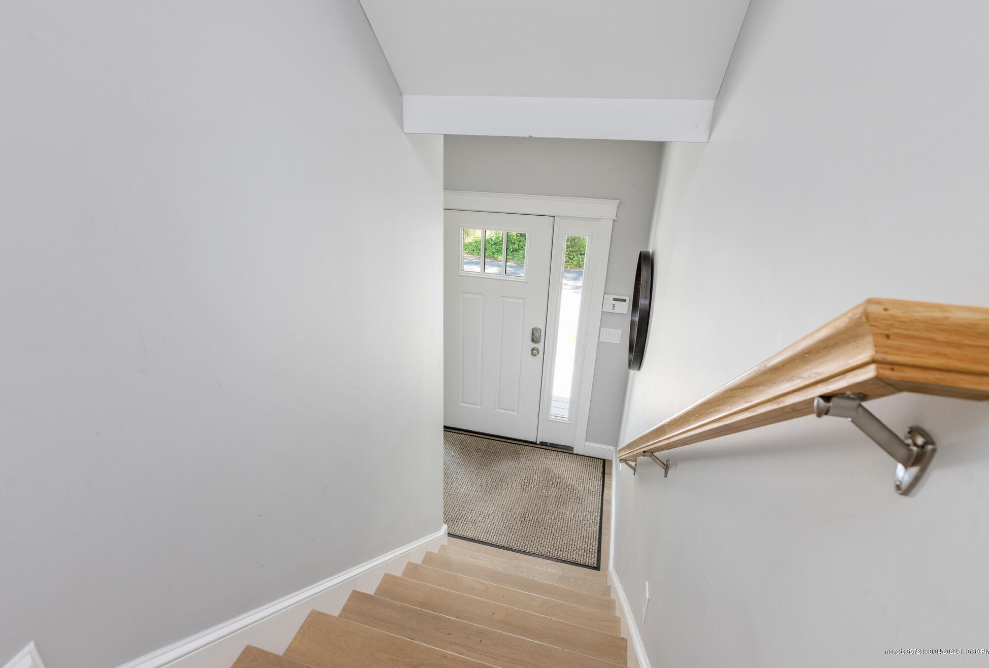 423 Seaside Ave, Saco ME 04072-2348 exterior