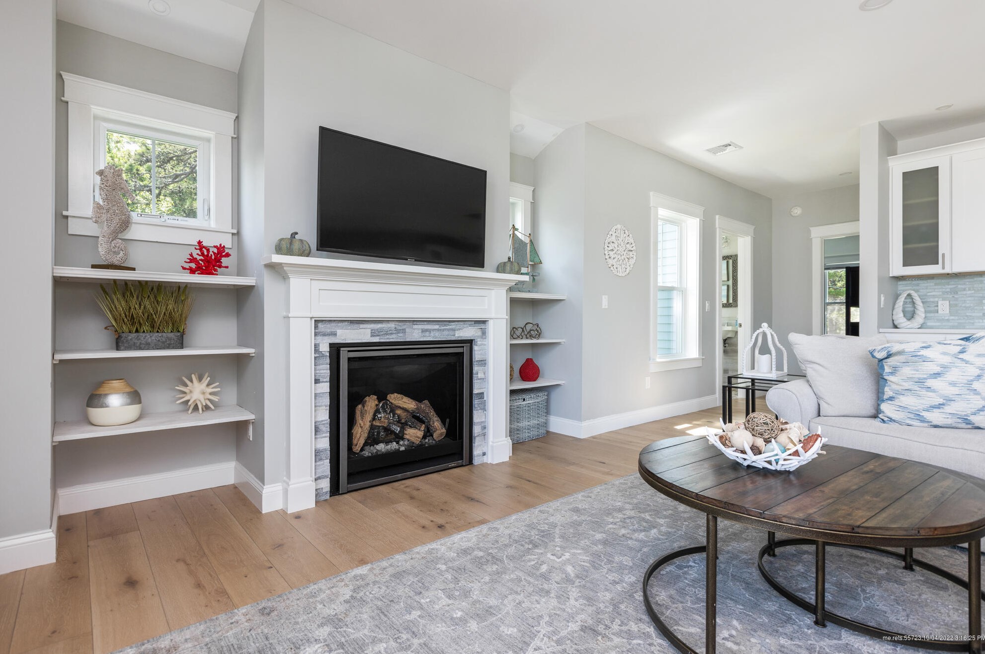 423 Seaside Ave, Saco ME 04072-2348 exterior