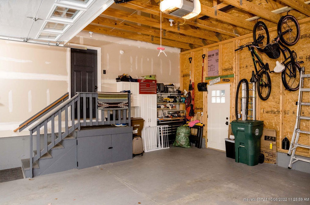 1 Ura St, Saco ME  04072-2500 exterior