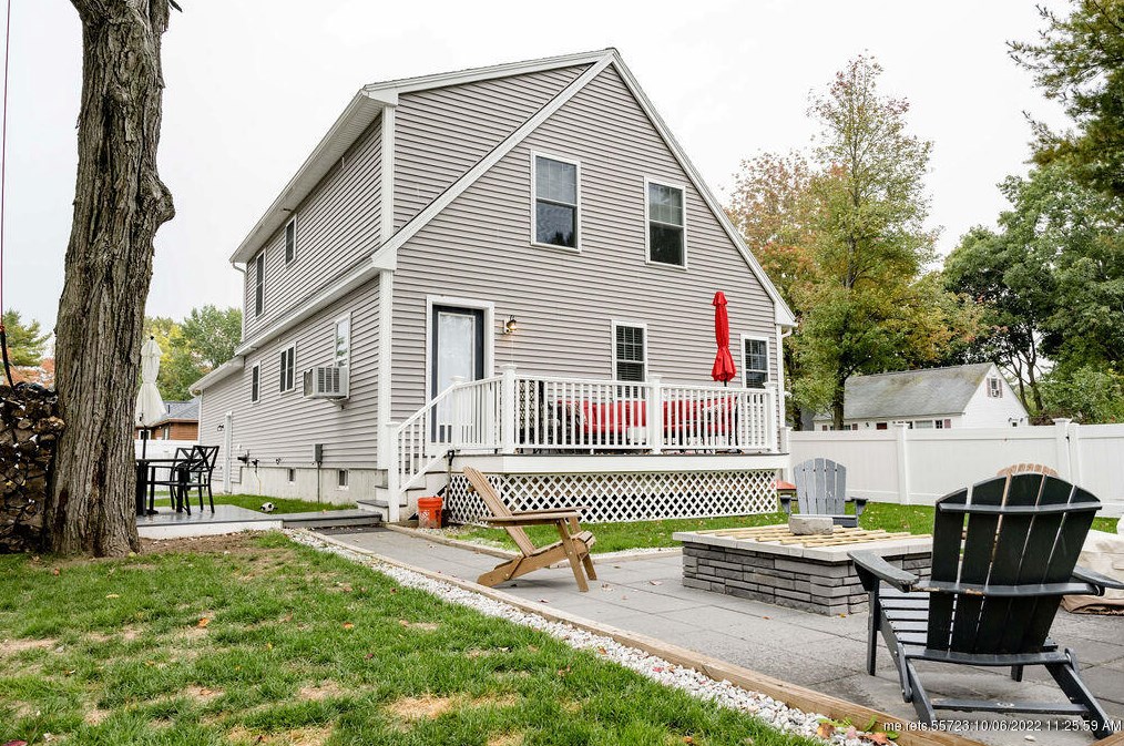 1 Ura St, Saco ME  04072-2500 exterior