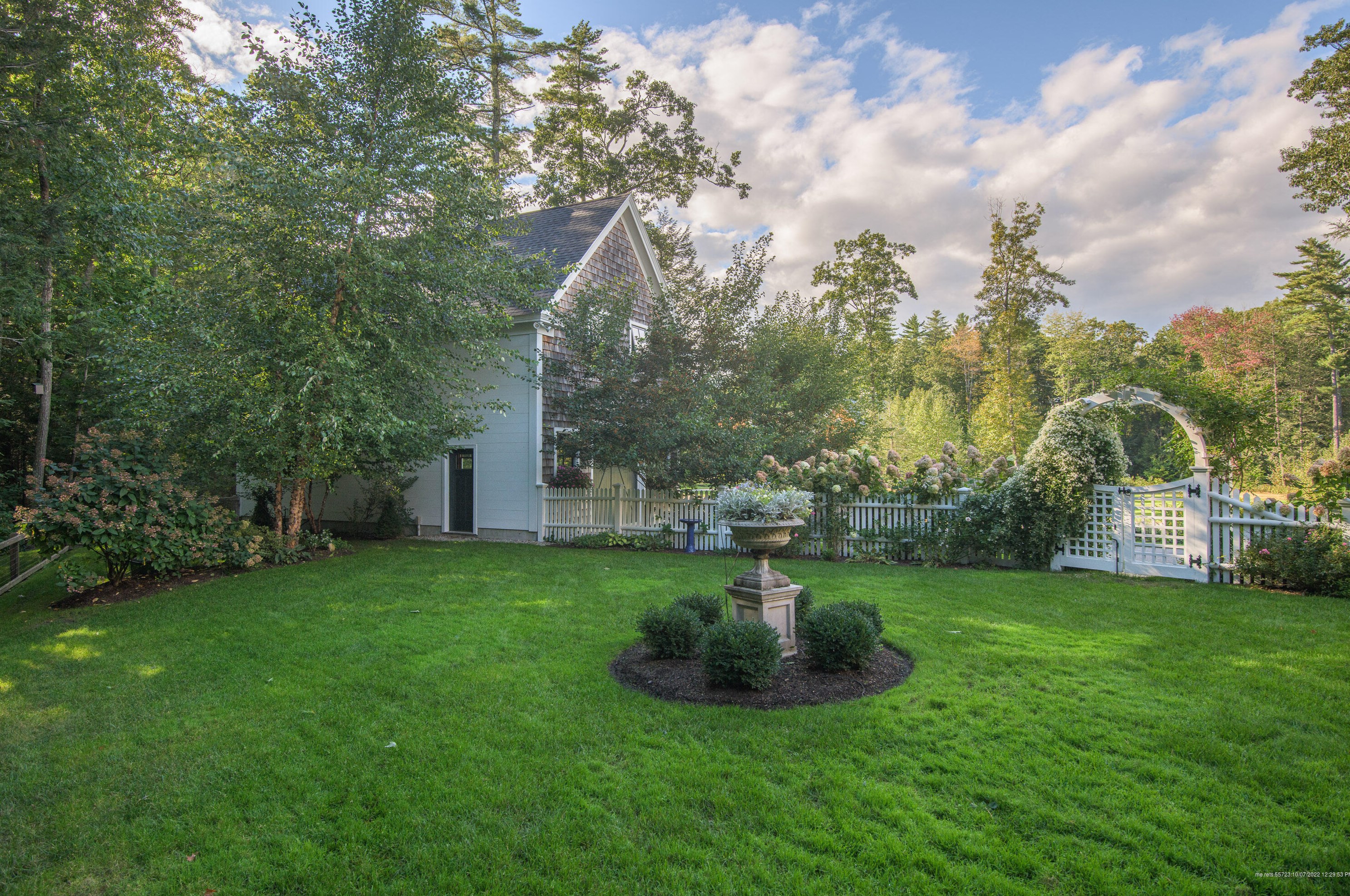 52 Maeves Way, Portland ME 04110-1444 exterior