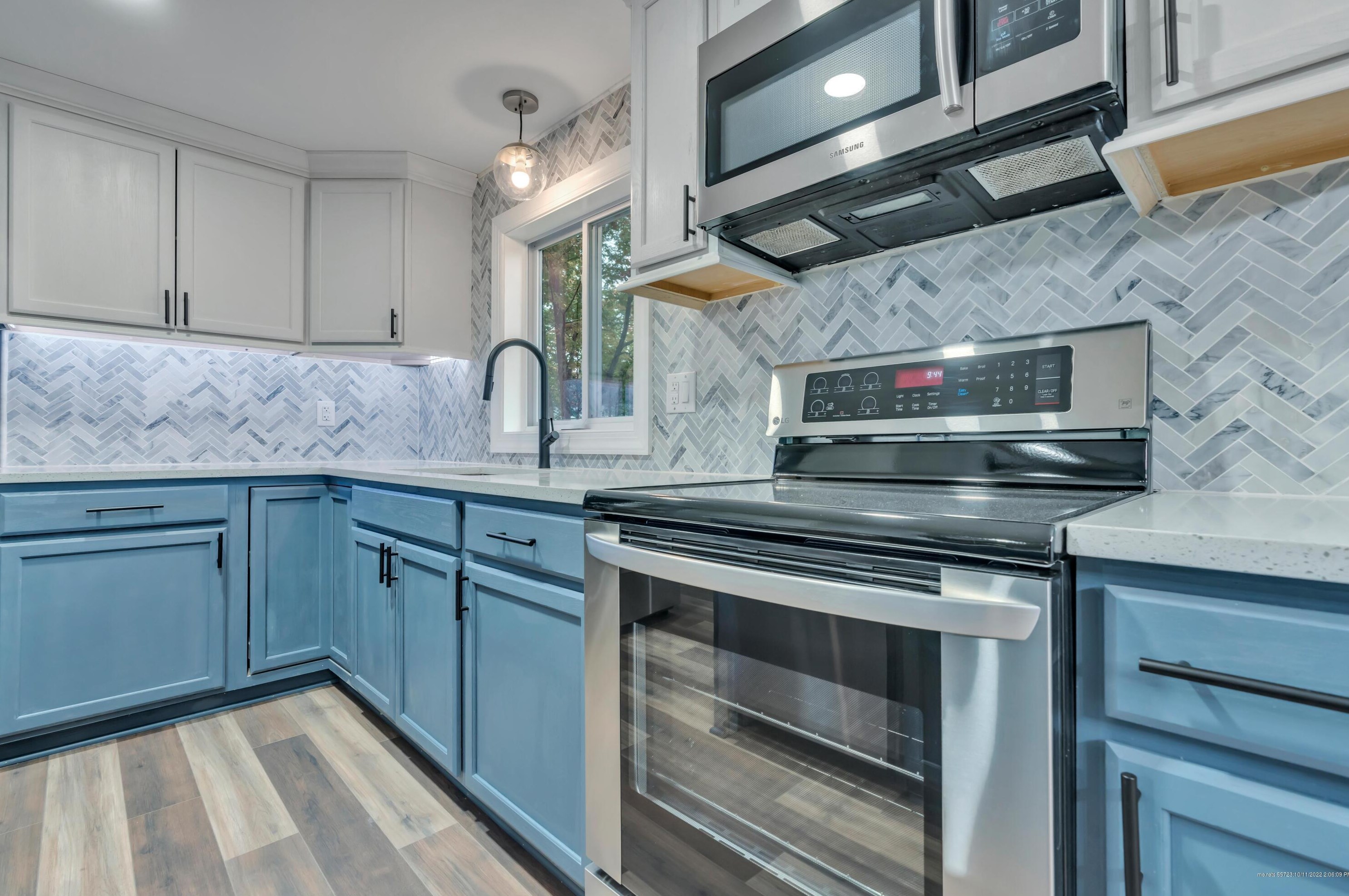 18 Upland Rd, Windham ME  04062-5228 exterior