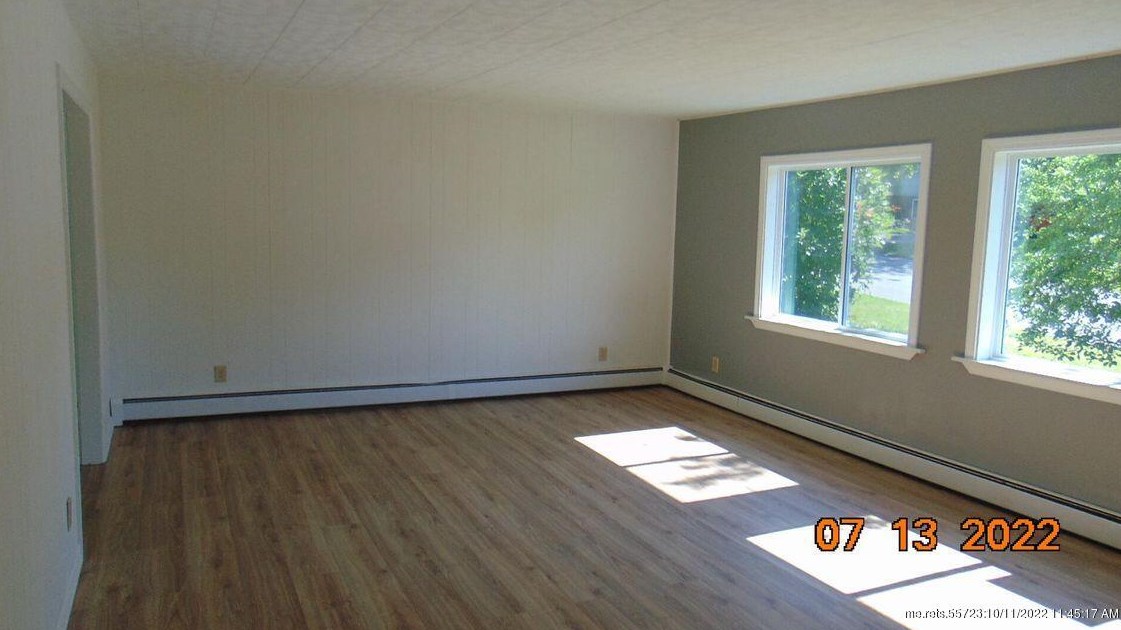 32 Western Ave, East Millinocket ME  04430-1040 exterior