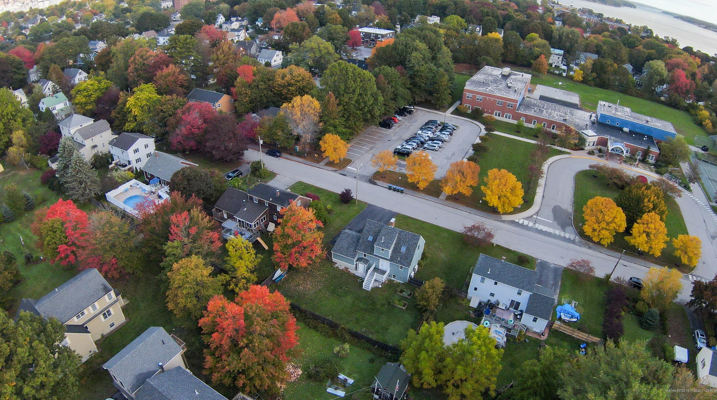 86 Thompson St, Portland ME  04106-3021 exterior