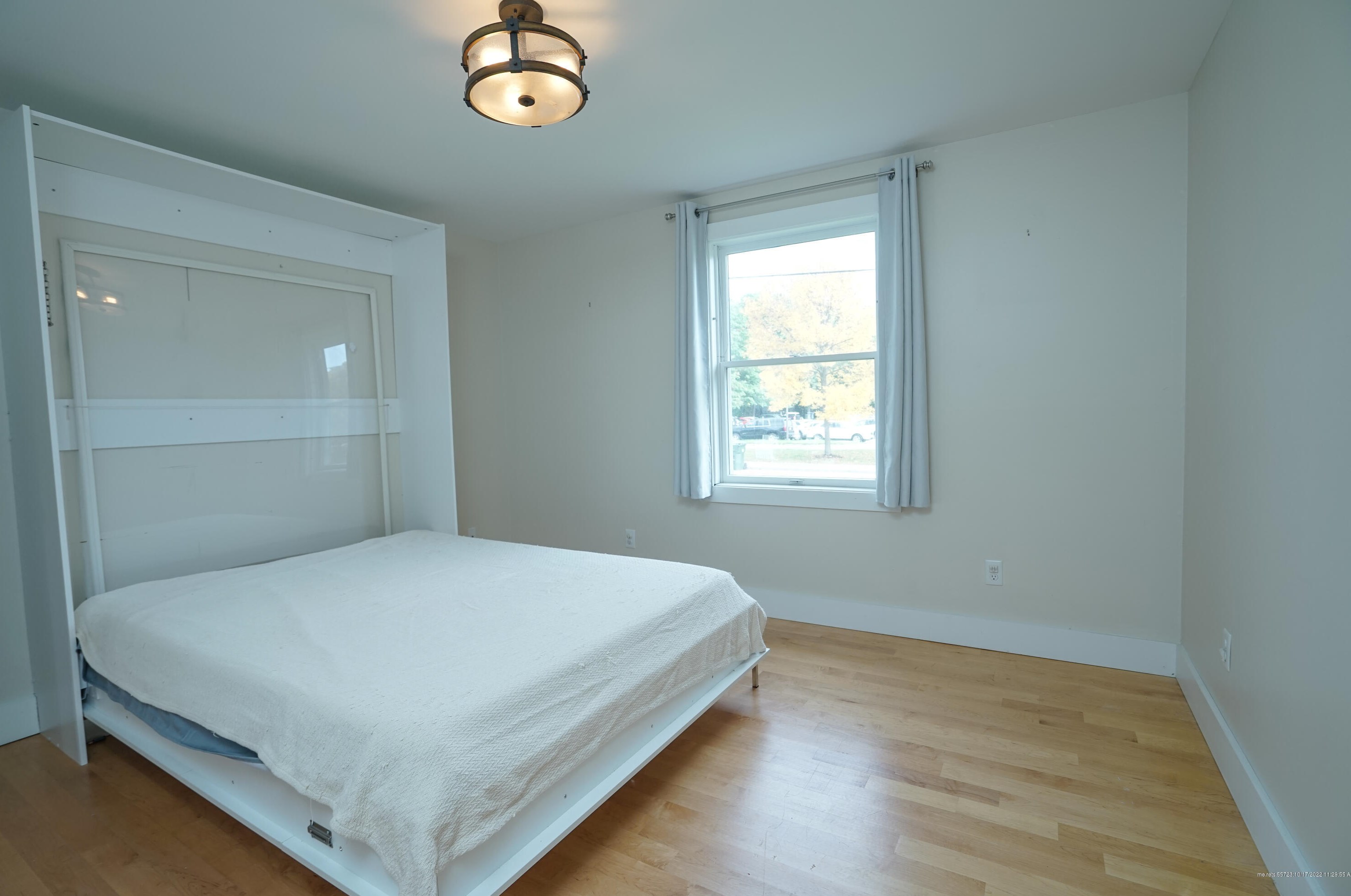 86 Thompson St, Portland ME  04106-3021 exterior