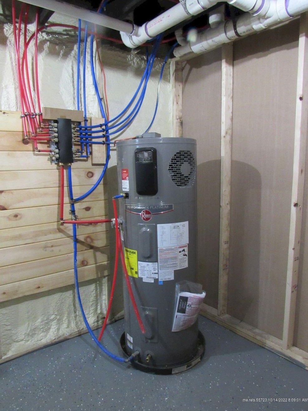 36 Spruce St, Madison ME  04950-1432 exterior