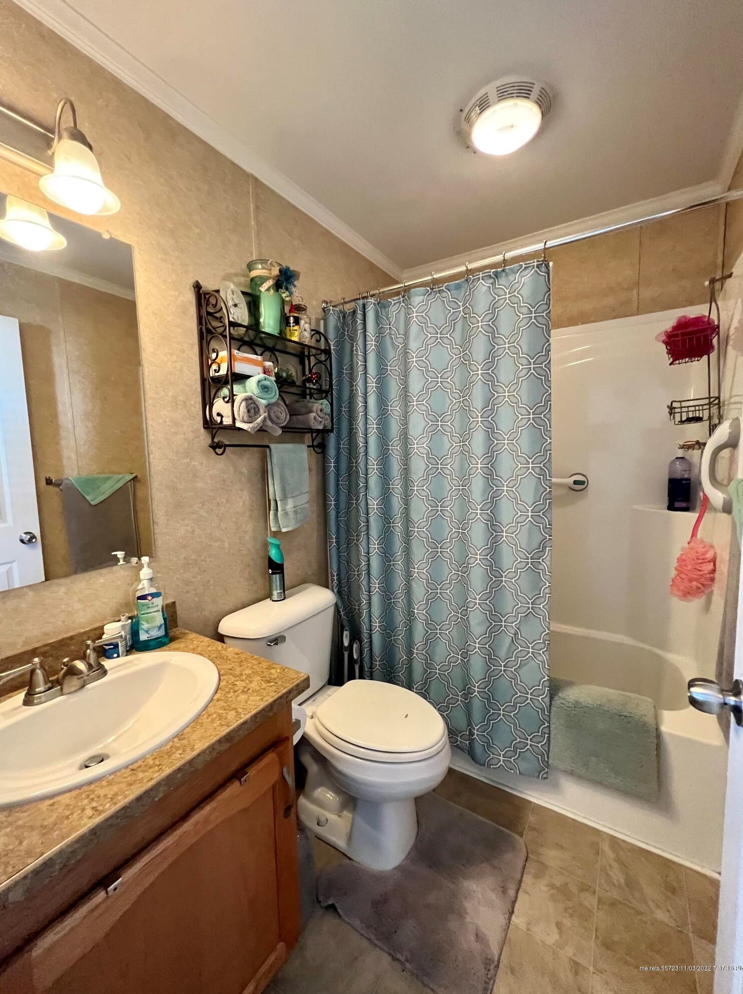 4 Ledge Cir, Bangor ME  04401-2597 exterior