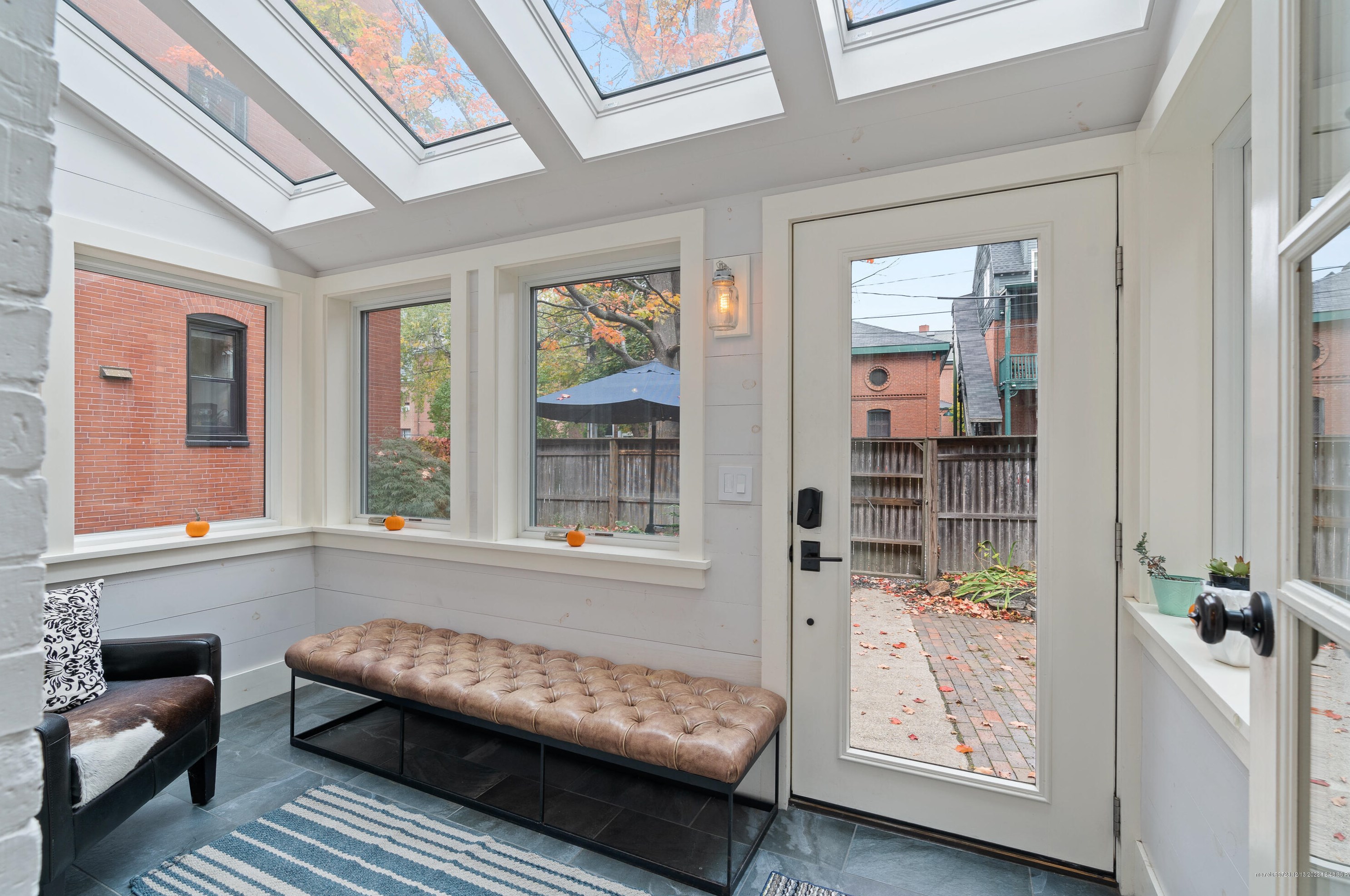 143 Spring St, Portland ME  04101-3828 exterior