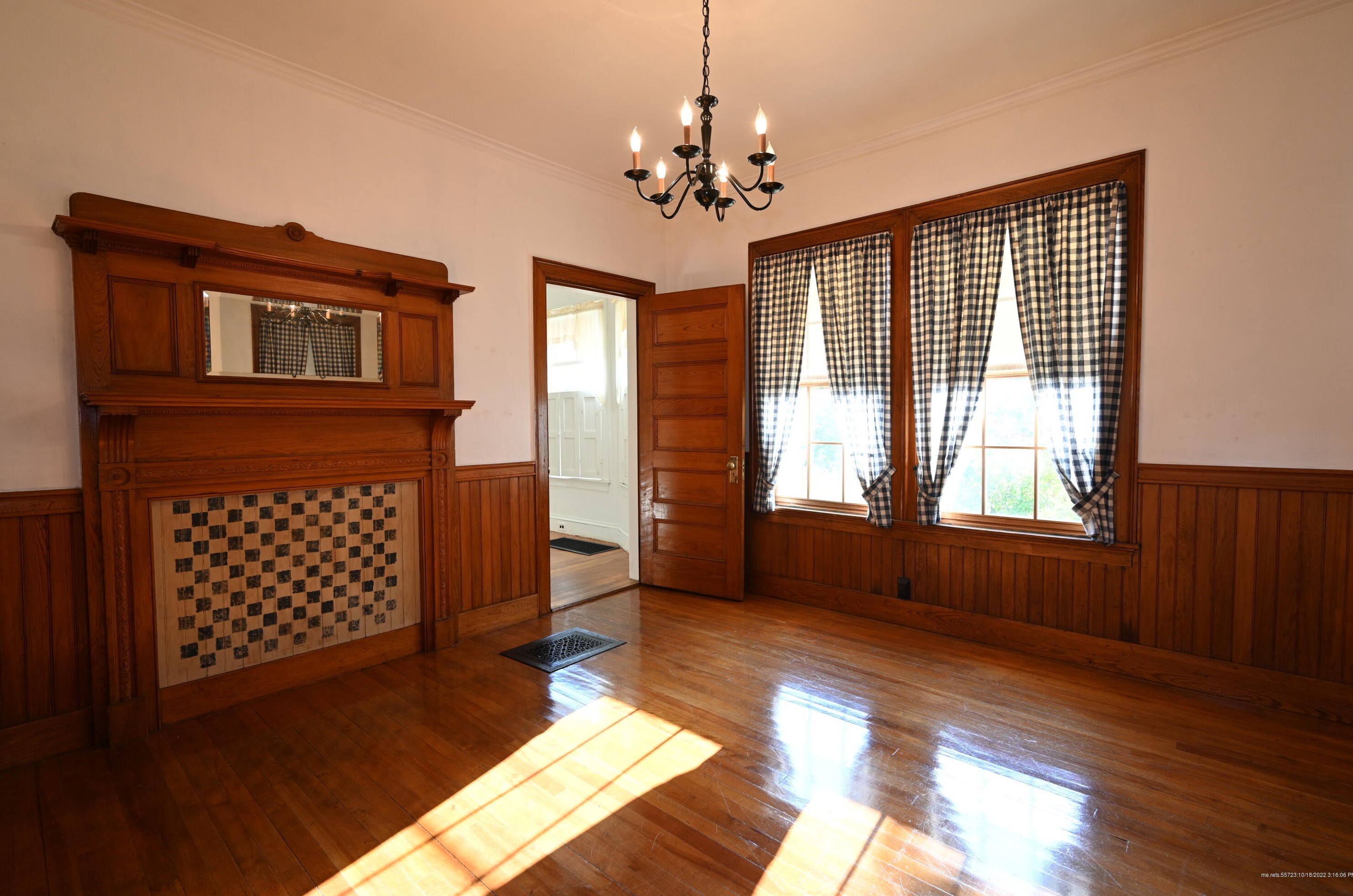 389 Lincoln St, Portland ME 04106-3527 exterior