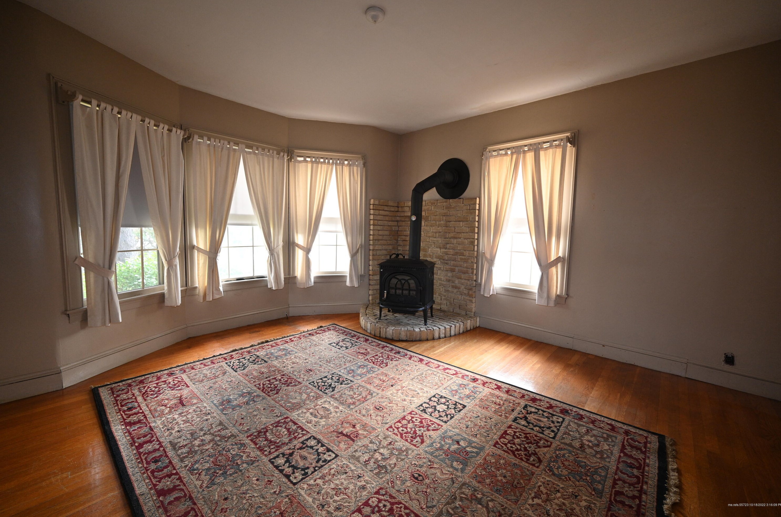 389 Lincoln St, Portland ME 04106-3527 exterior