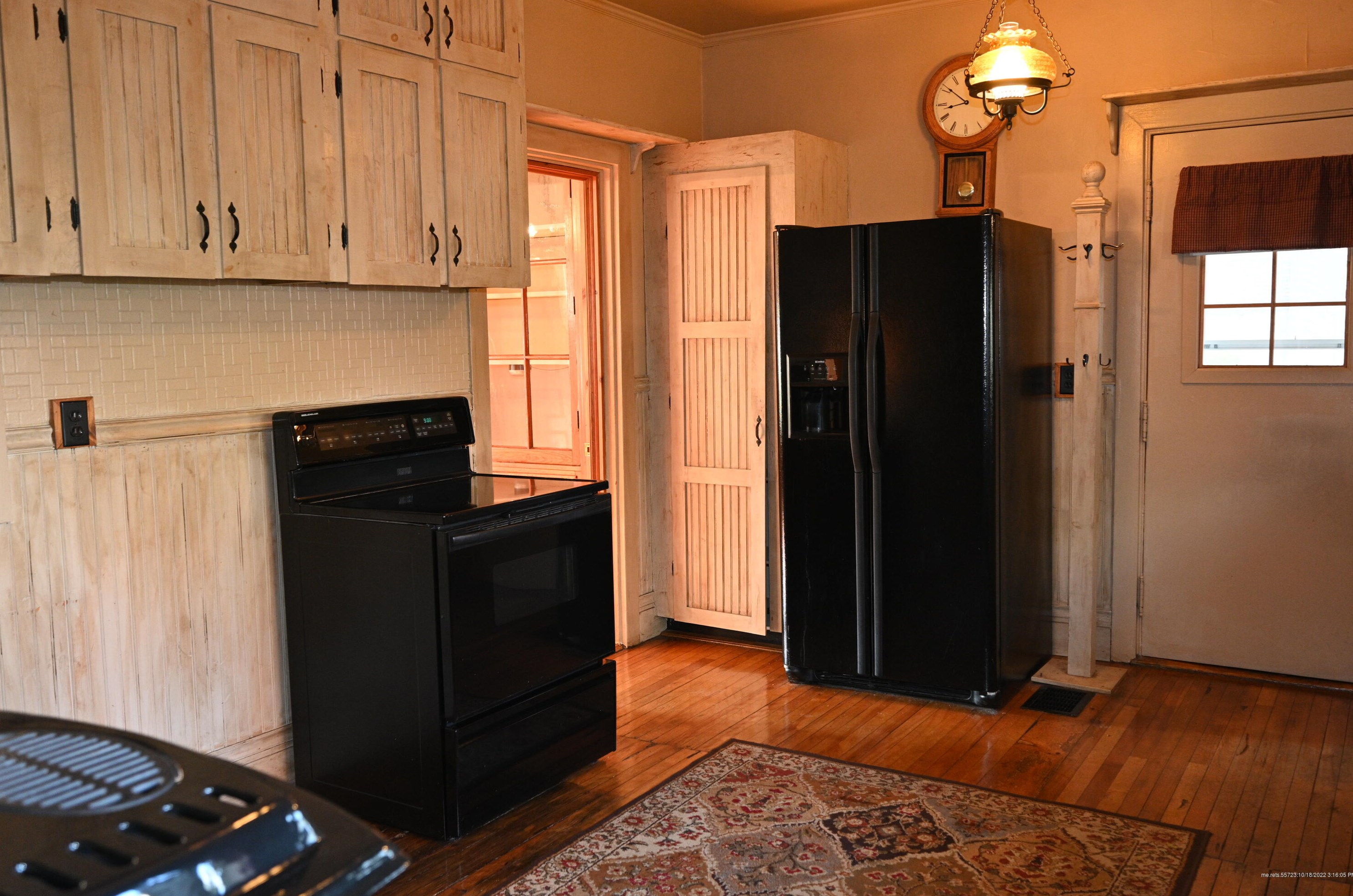 389 Lincoln St, Portland ME 04106-3527 exterior