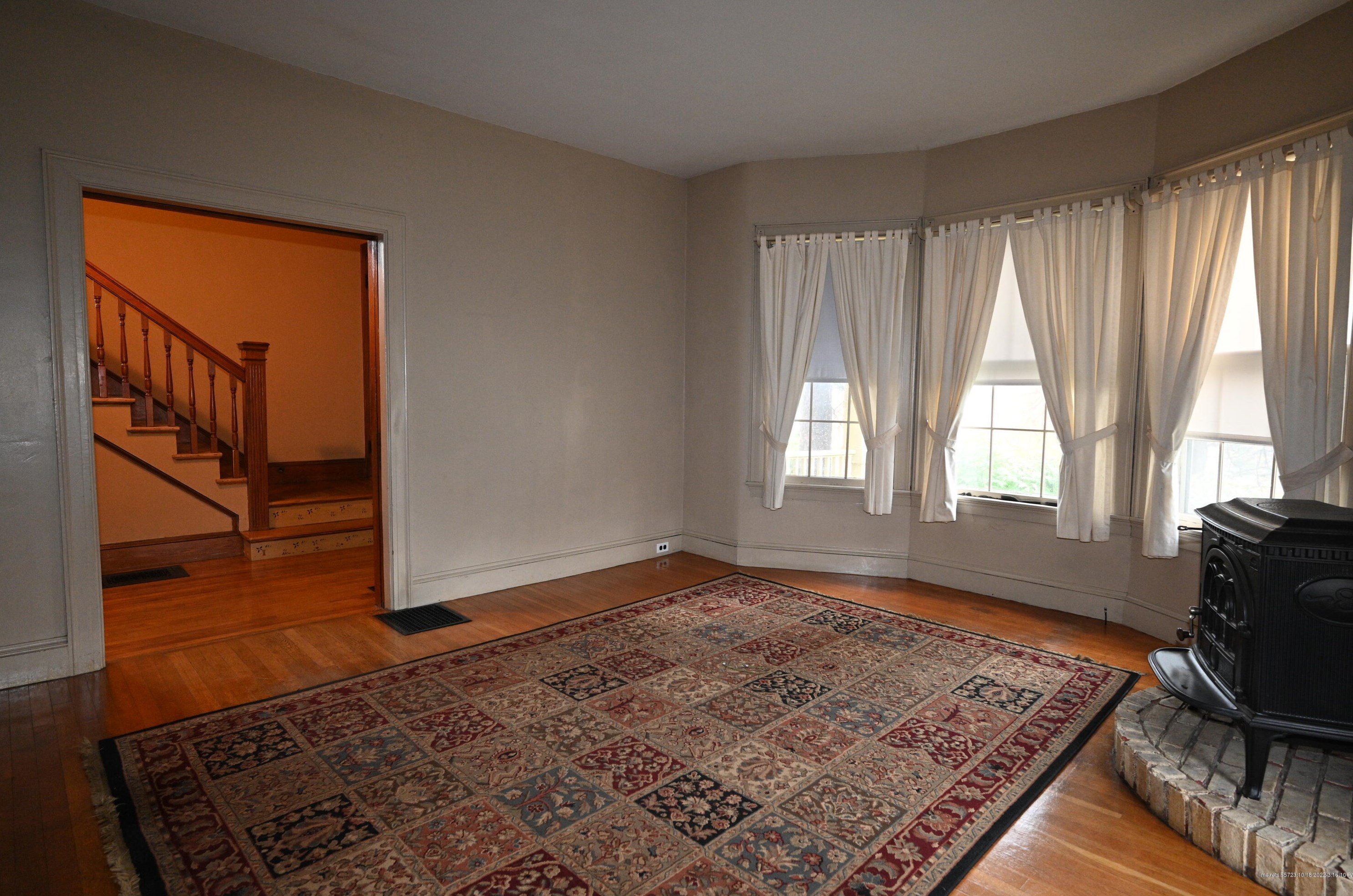 389 Lincoln St, Portland ME 04106-3527 exterior