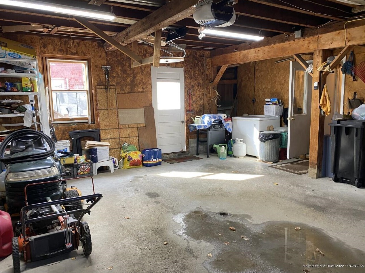 19 Pleasant St, Ripley ME 04930-1432 exterior