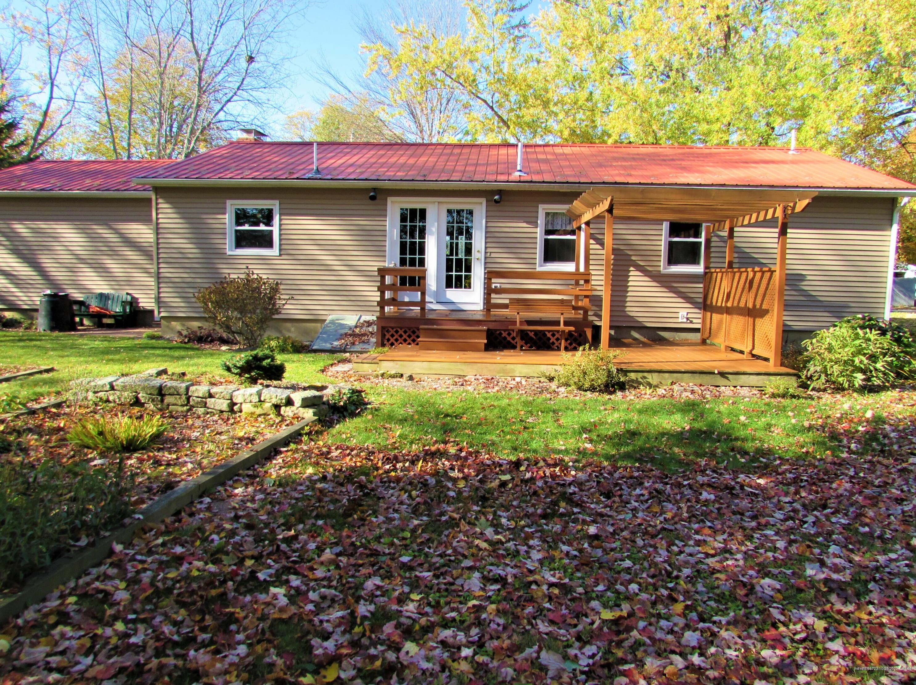 99 Dartmouth St, Bangor ME 04401-4125 exterior