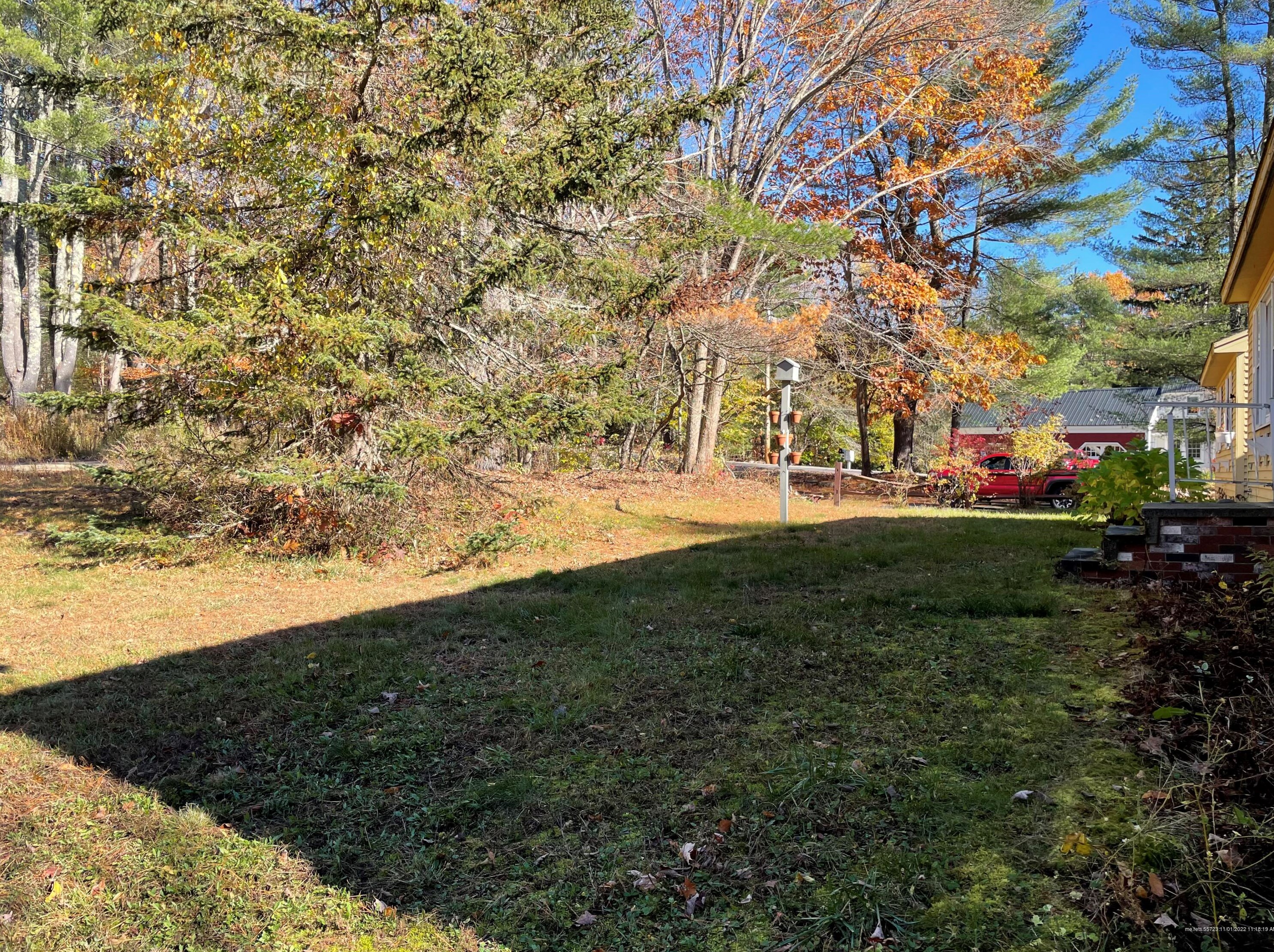 95 Mast Rd, Portland ME  04105-2461 exterior