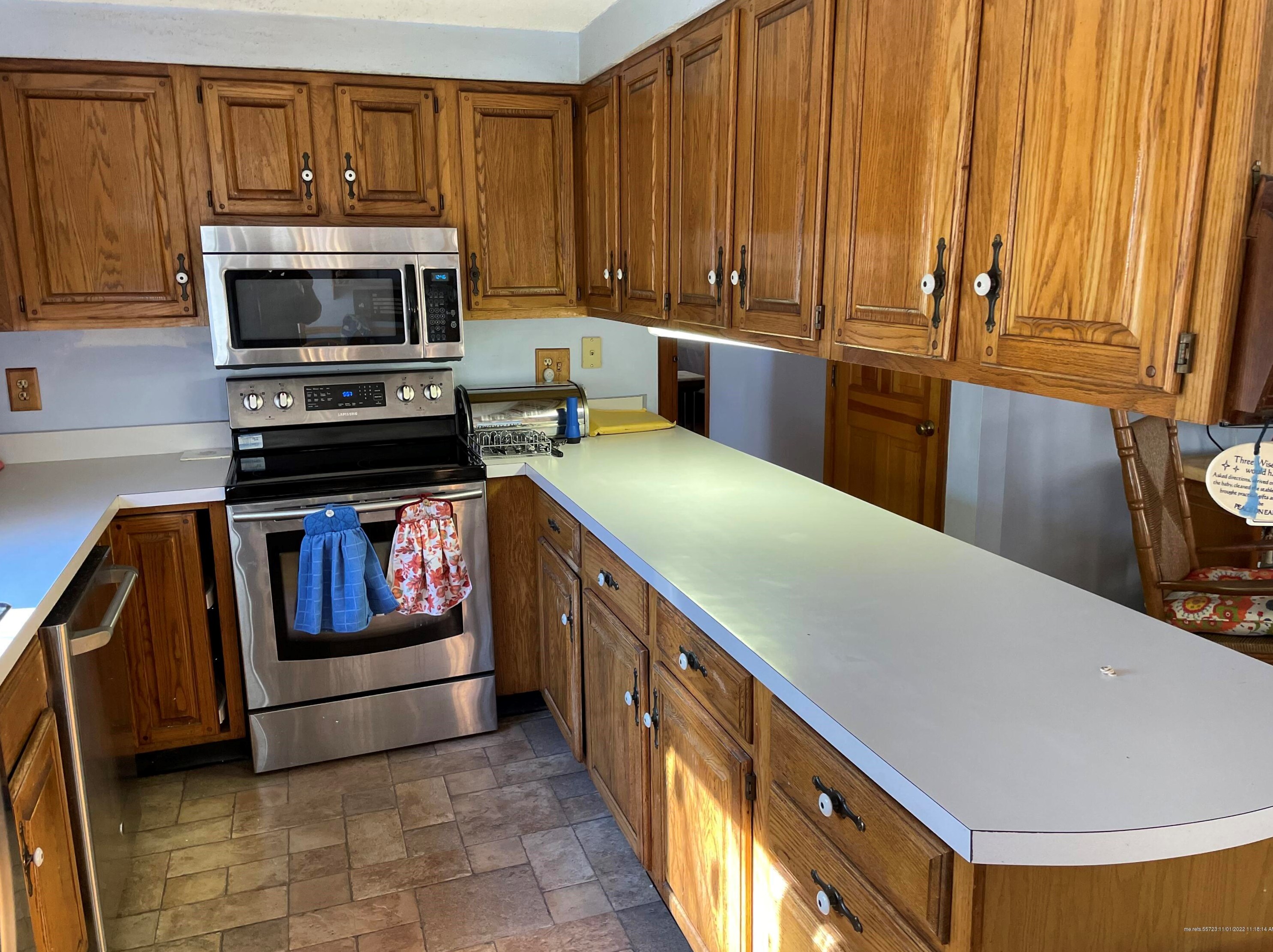 95 Mast Rd, Portland ME  04105-2461 exterior