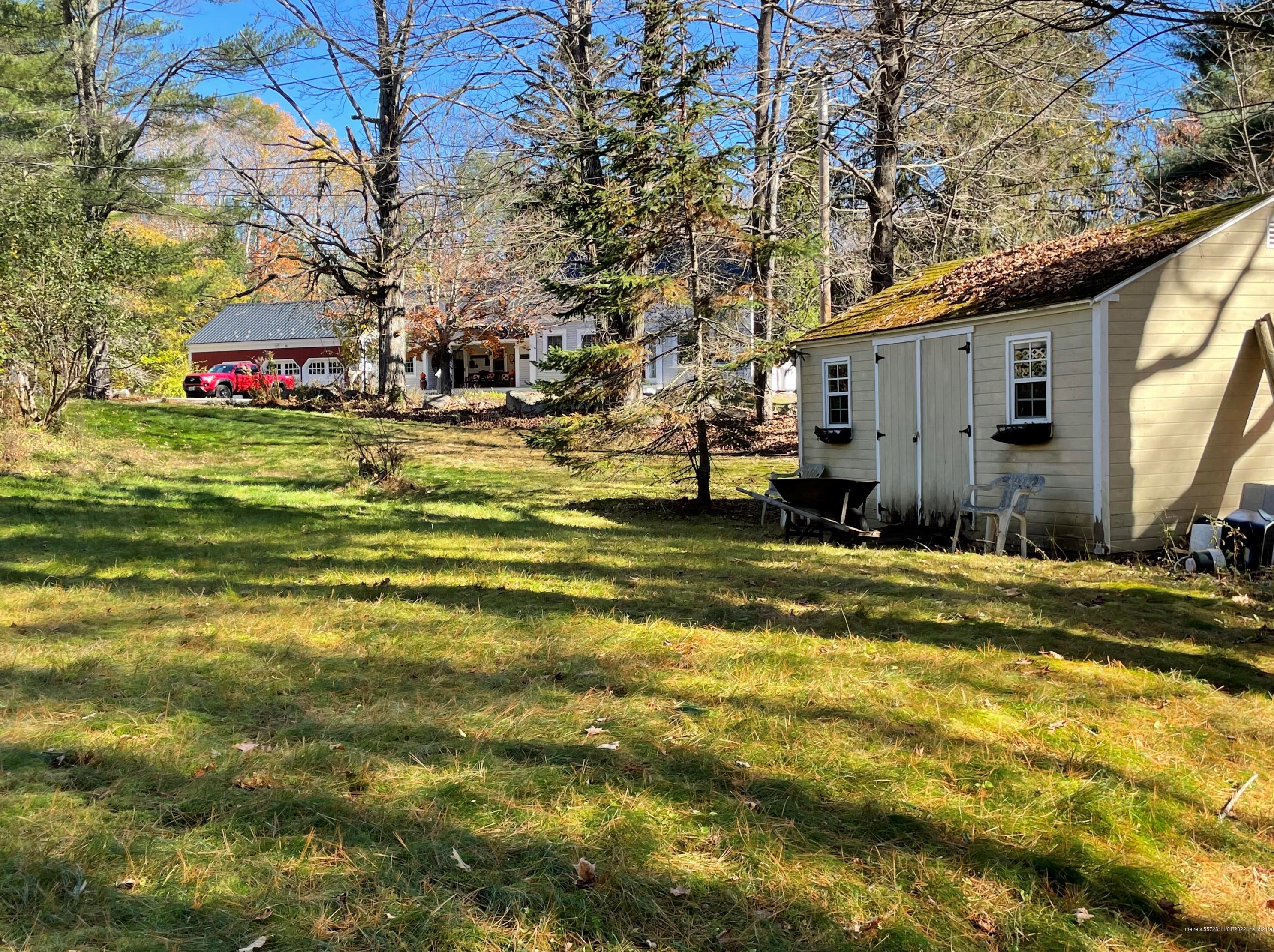 95 Mast Rd, Portland ME  04105-2461 exterior