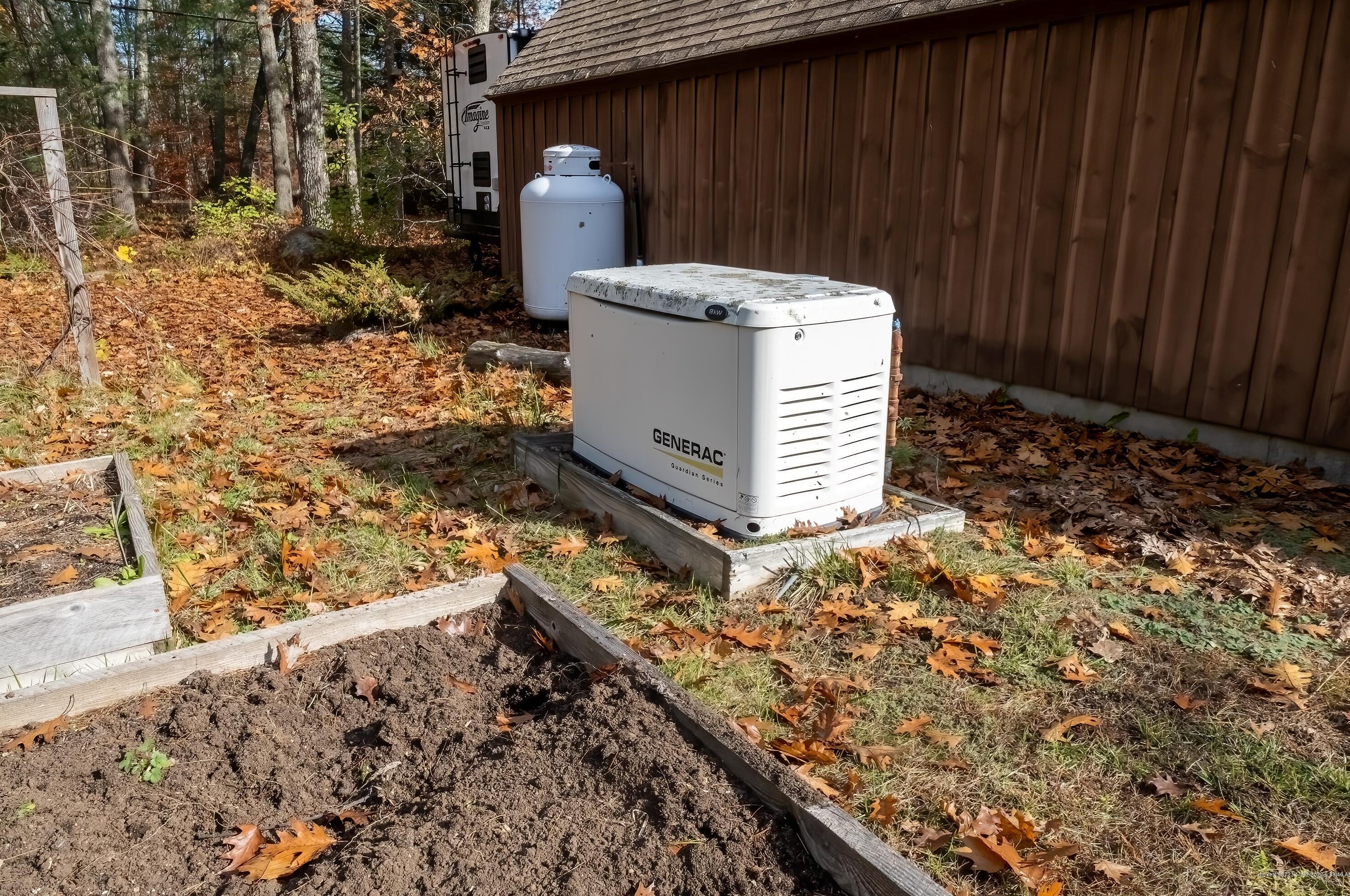 1031 Biscay Rd, Bremen ME  04551-3100 exterior