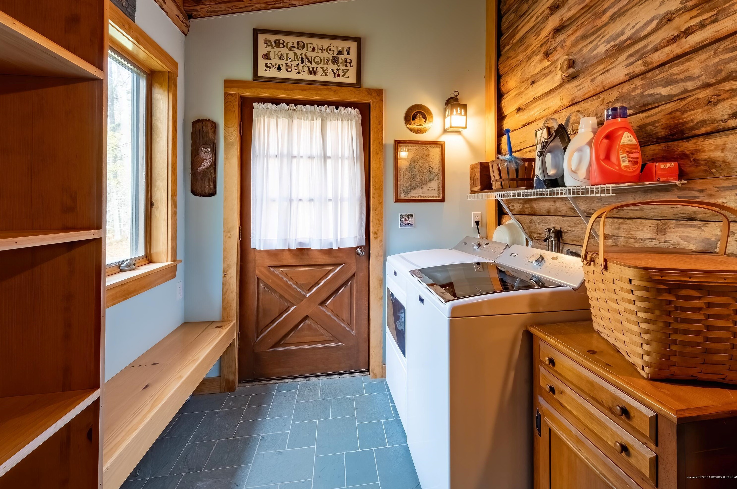 1031 Biscay Rd, Bremen ME  04551-3100 exterior