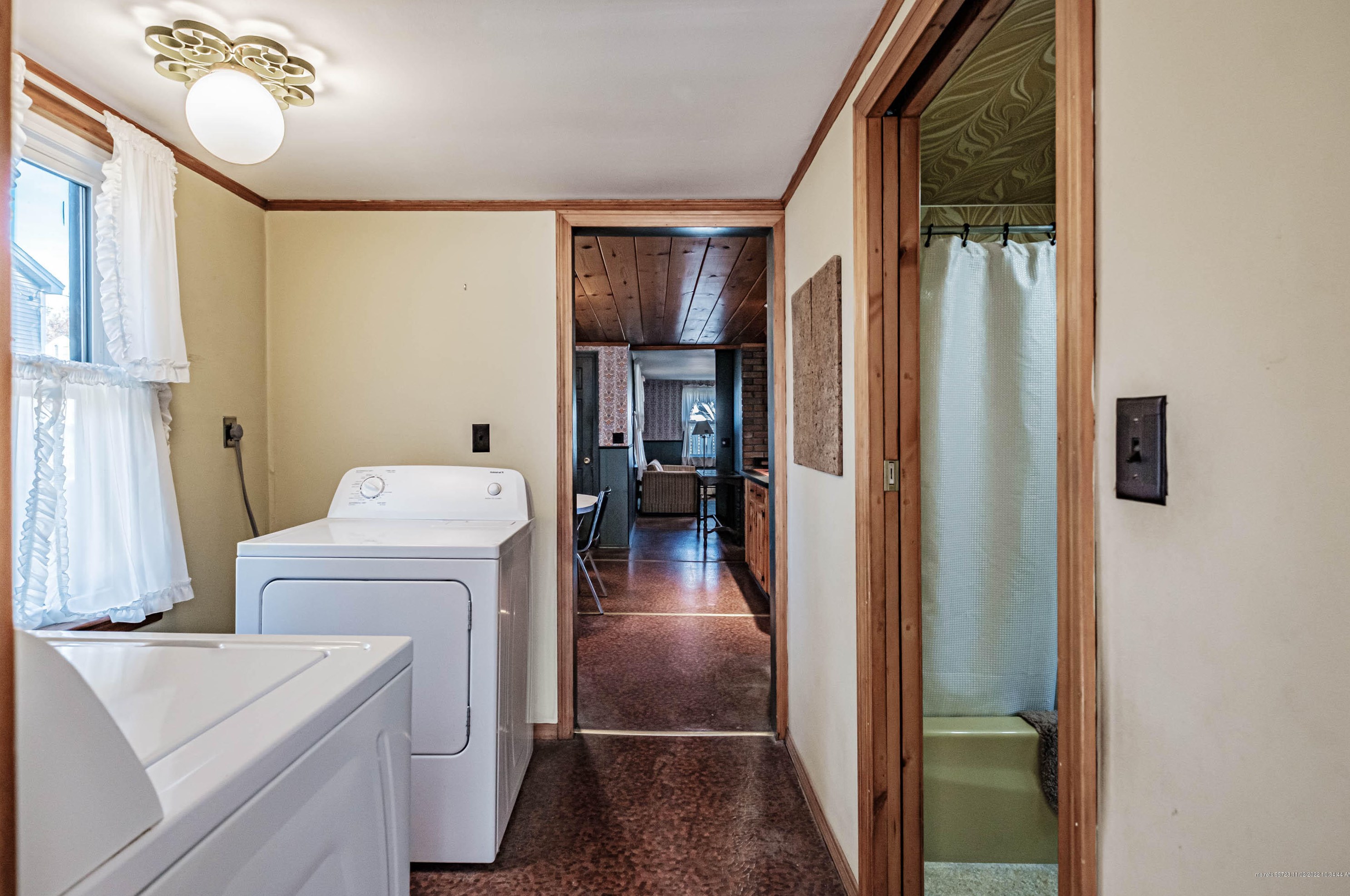 8 Louise St, Westbrook ME  04092-2708 exterior