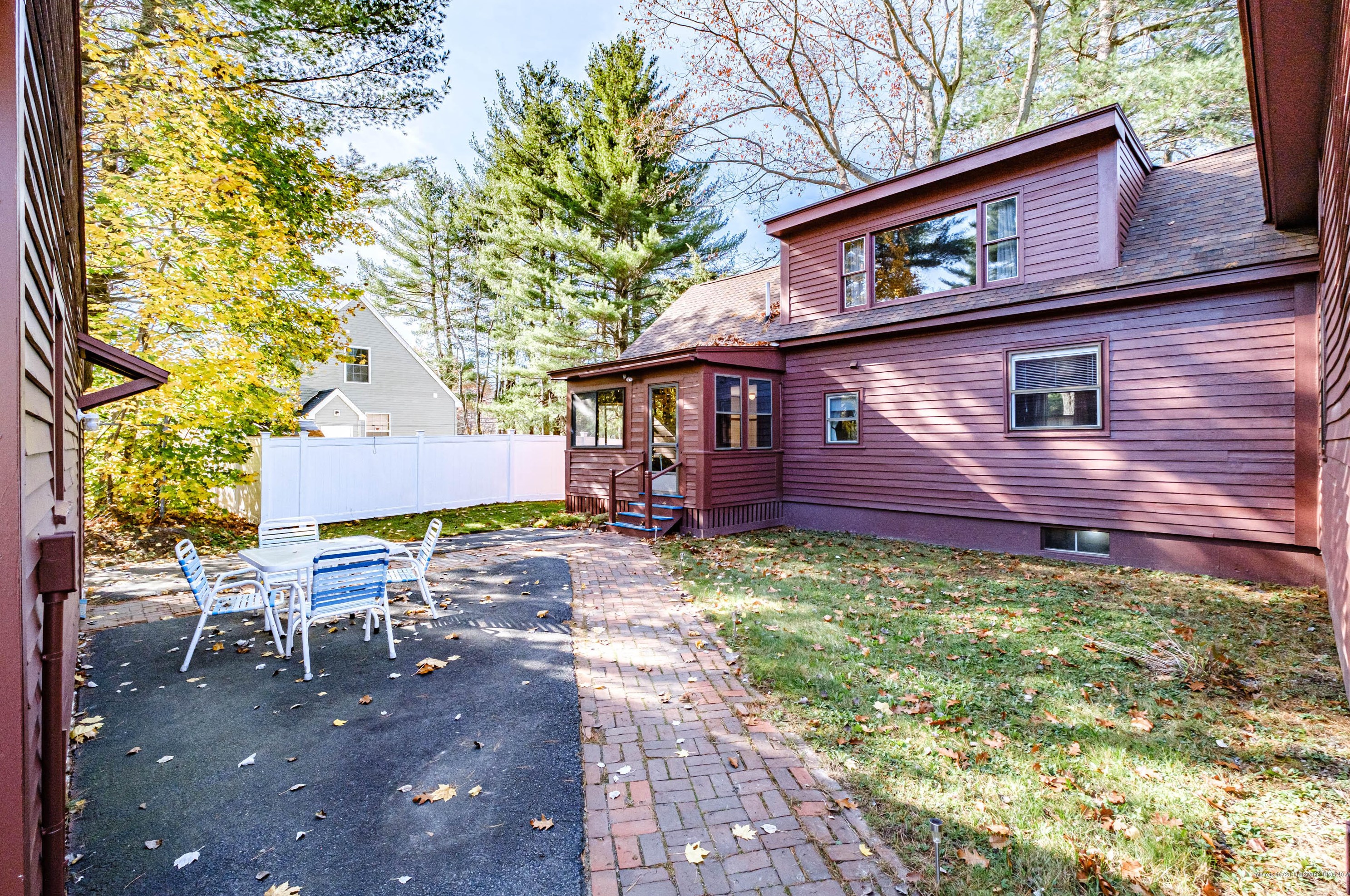 8 Louise St, Westbrook ME  04092-2708 exterior