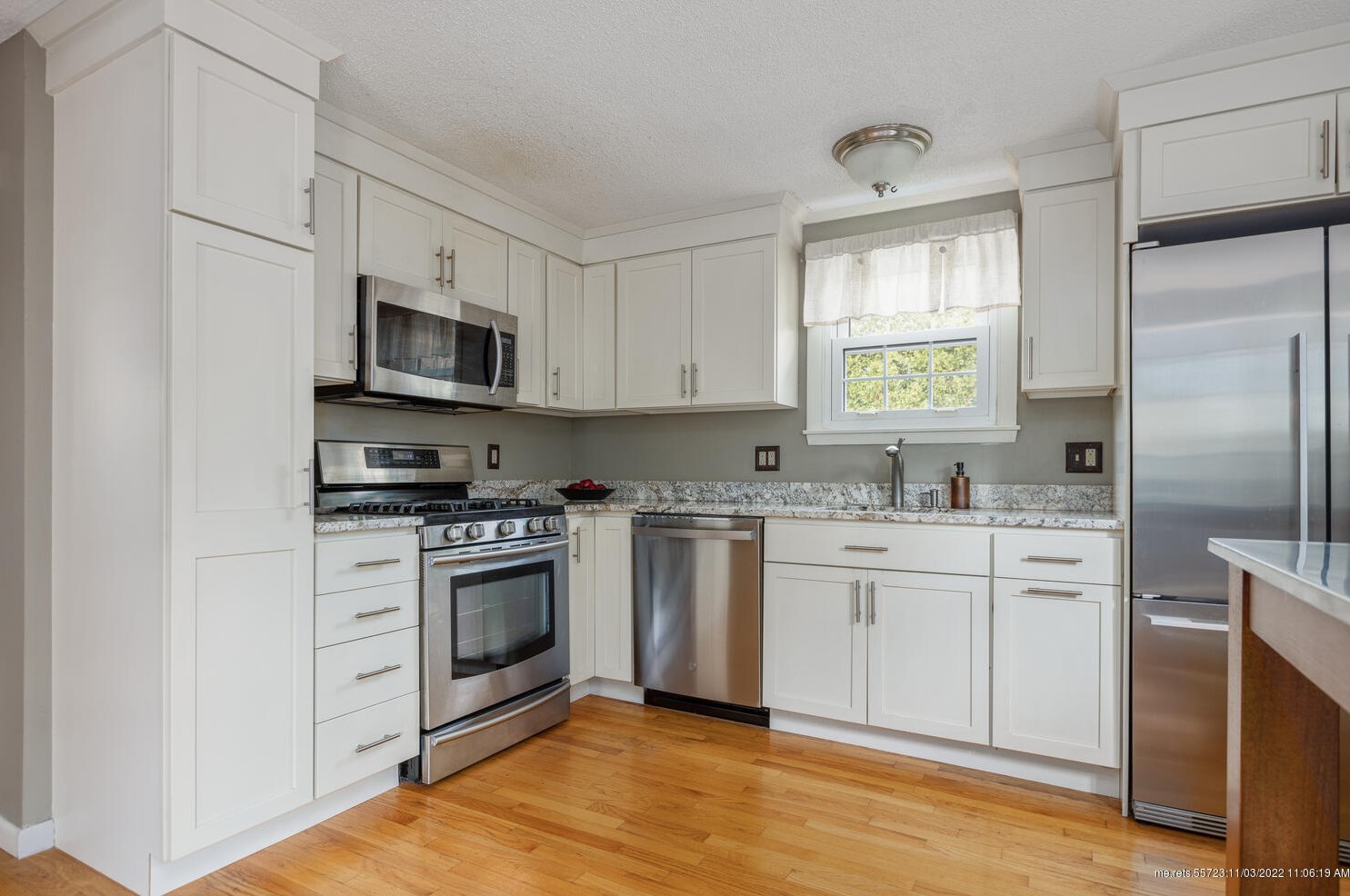 52 Lester Dr, Portland ME  04103-1614 exterior