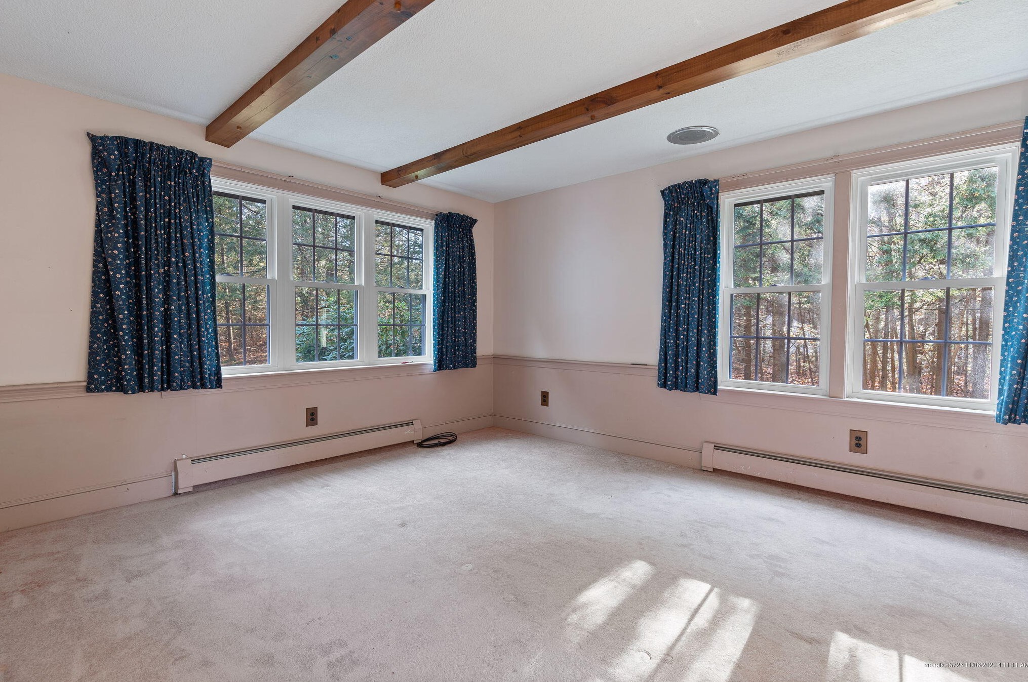 19 Bayview Ter, Saco ME  04072-1750 exterior