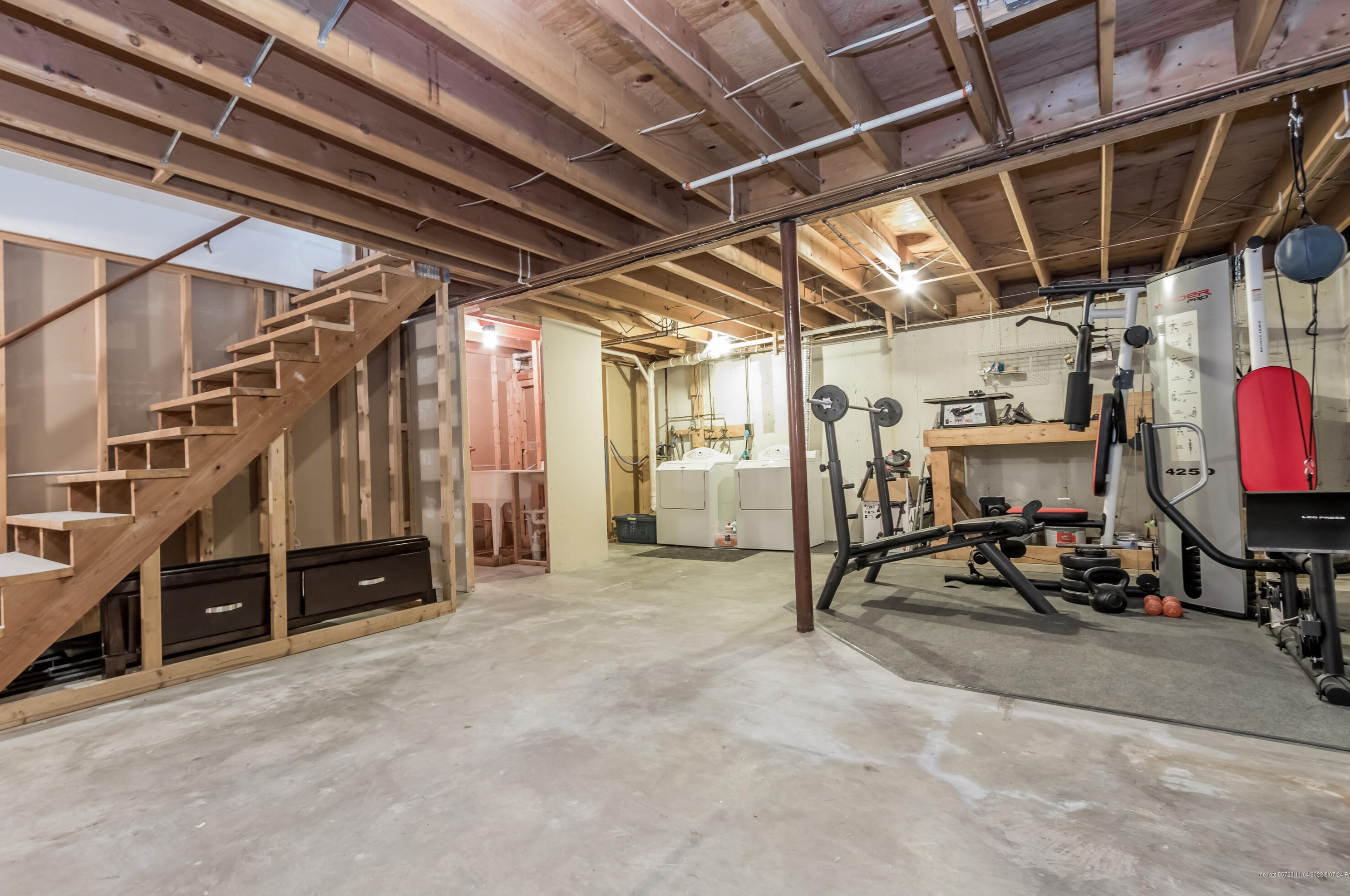 44 Wendell St, Portland ME  04103-1256 exterior