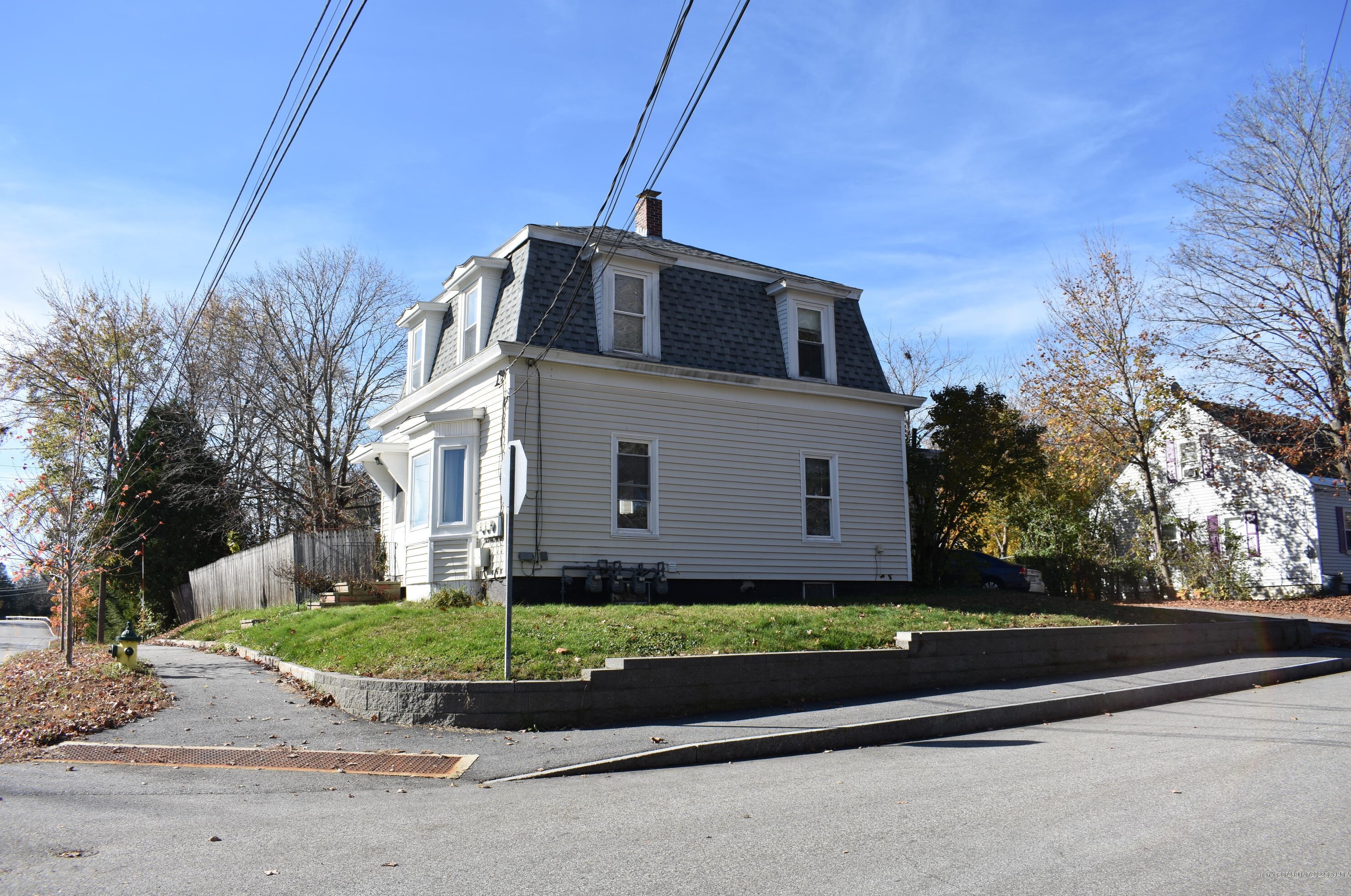 97 Cook St, Auburn ME  04210-5694 exterior