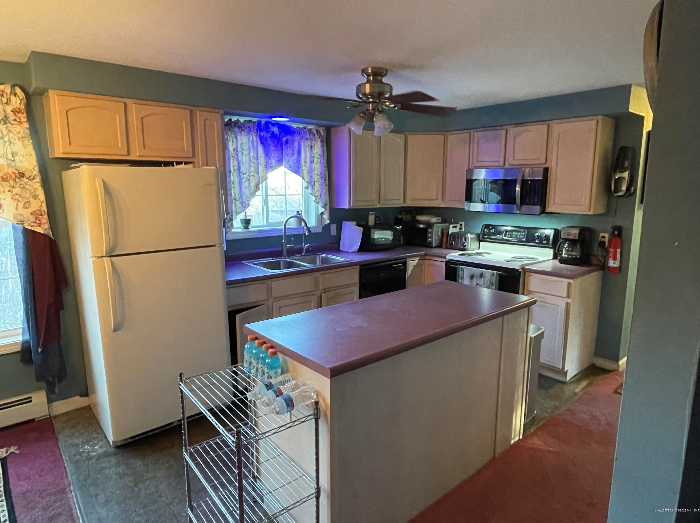 48 Vista Dr, Windham ME  04062-4440 exterior