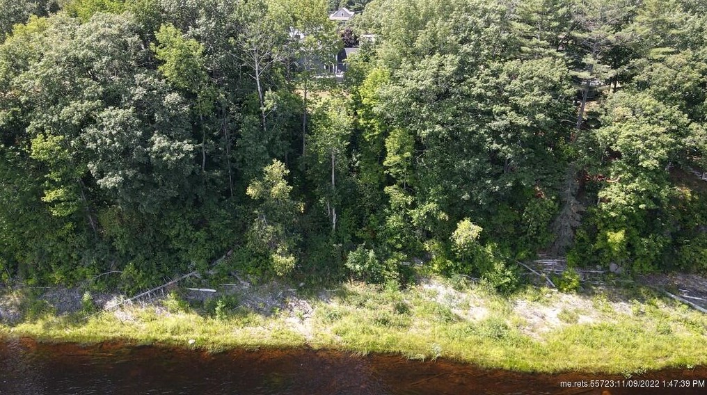 14 Prouty Dr, Bangor ME  04401-6959 exterior