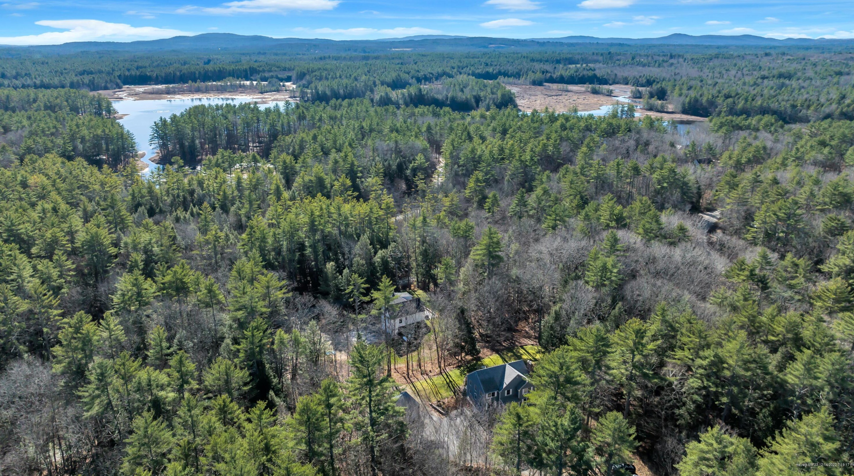 7 Cedar Cir, Limerick ME  04048-3831 exterior